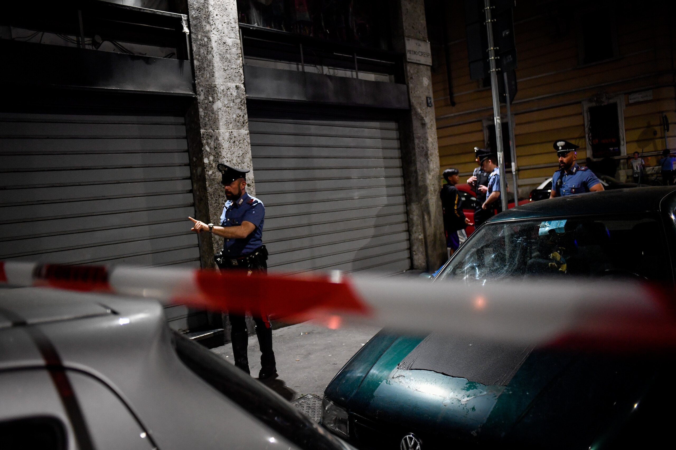 monza une femme poignarde son compagnon et le tue elle est emmenee a la caserne scaled