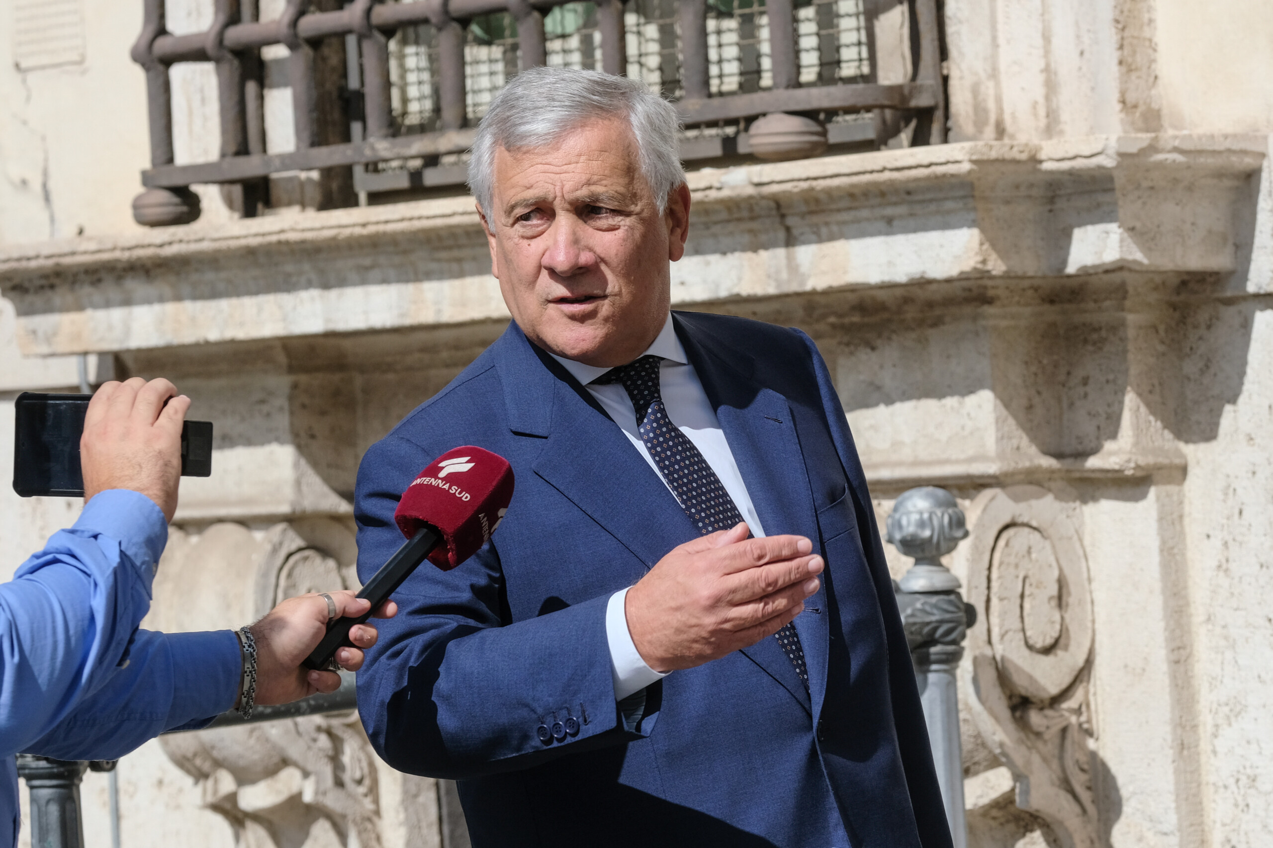 tajani abedini et sala les iraniens eux memes ont separe les deux scaled