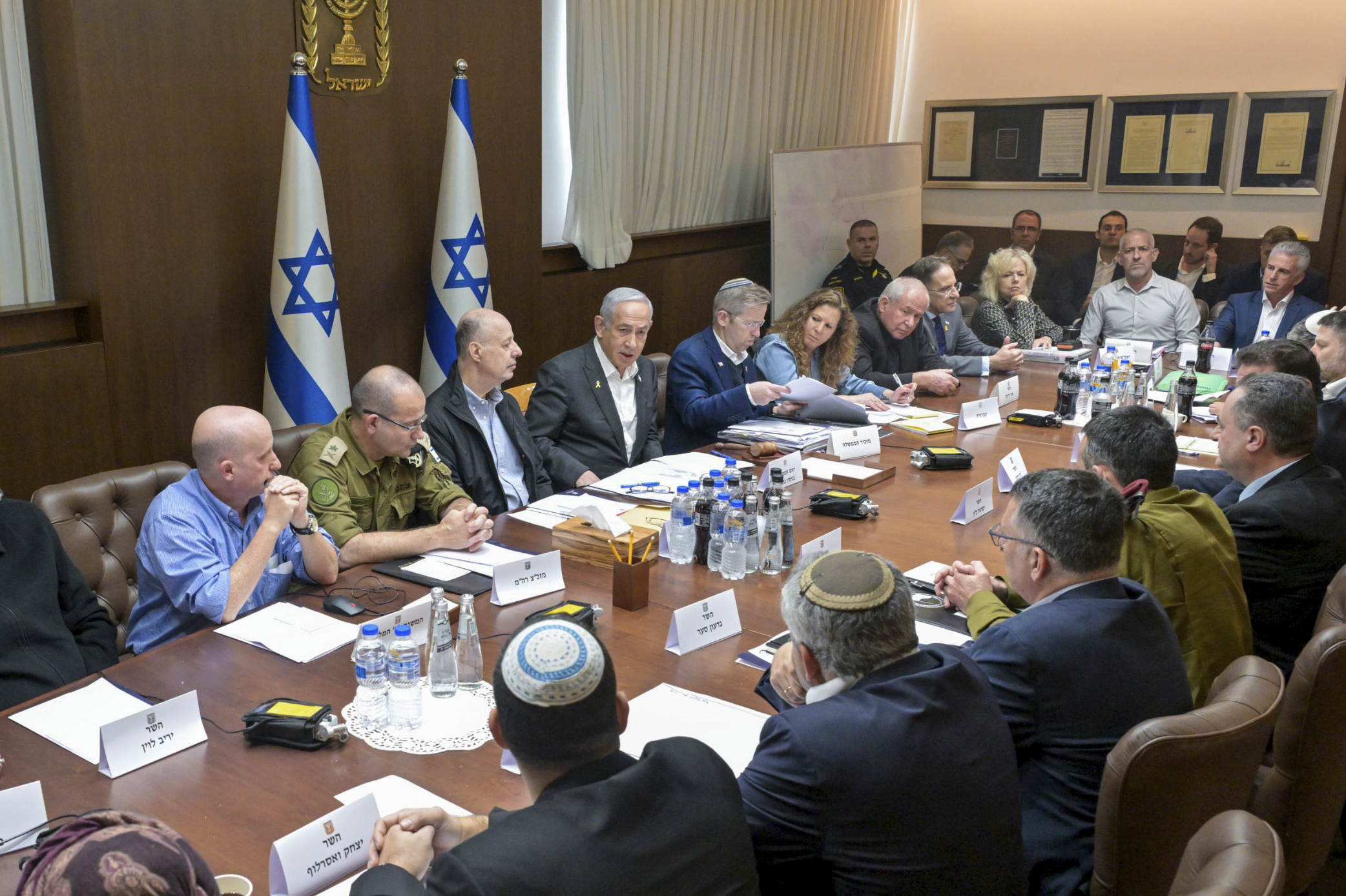 moyen orient bureau de netanyahu liste des otages a liberer recue des mediateurs