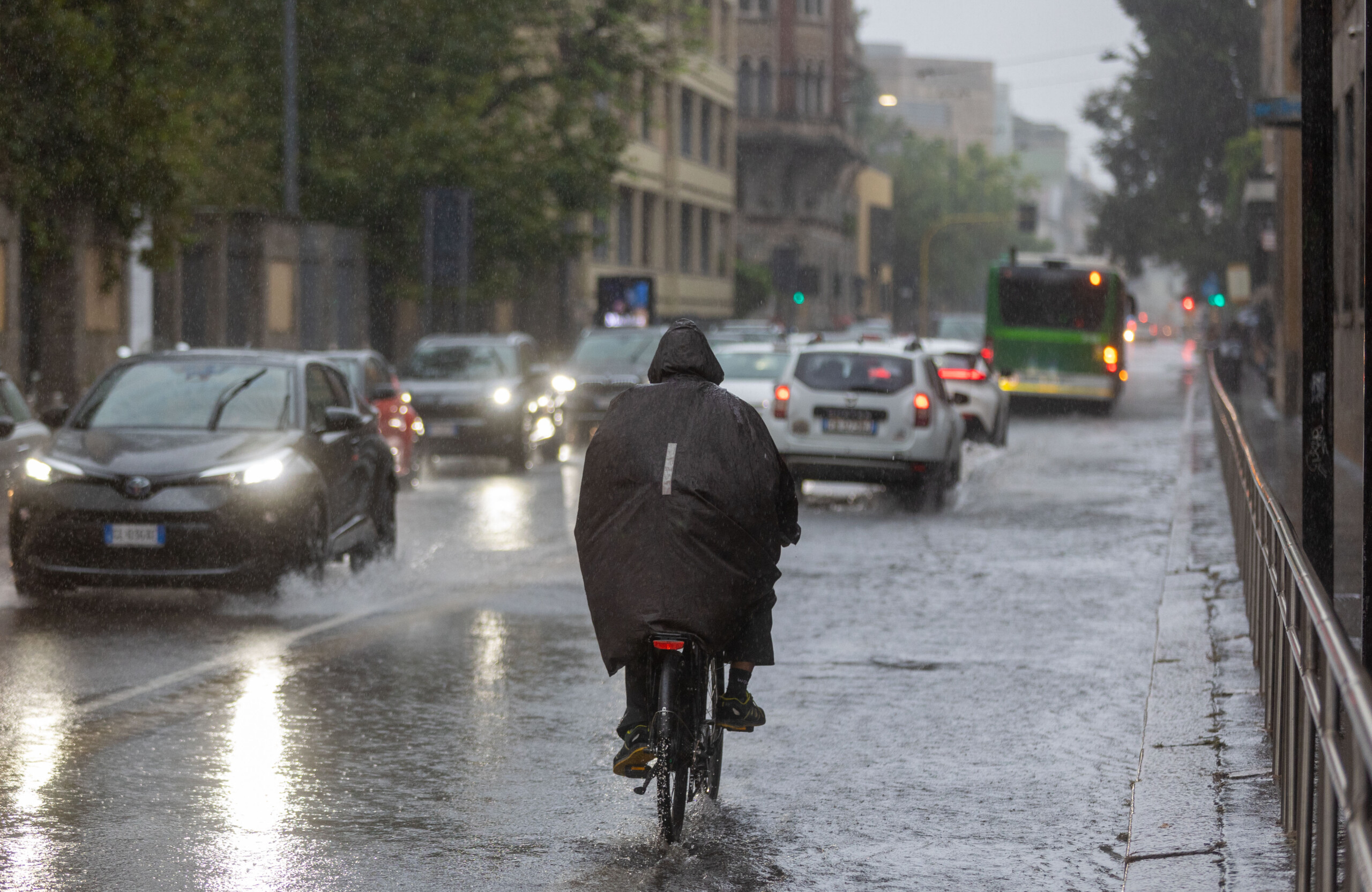 intemperies alerte jaune a milan pour risque hydrogeologique scaled