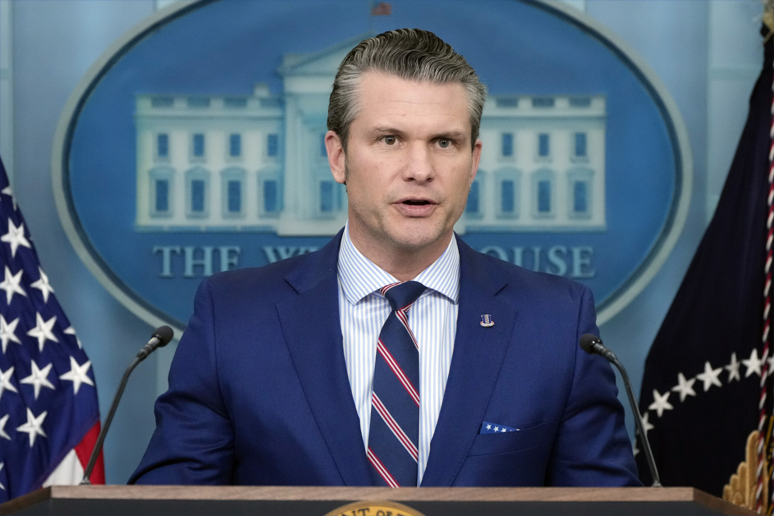 accident davion a washington hegseth lenquete permettra de determiner si lhelicoptere volait a une mauvaise altitude scaled