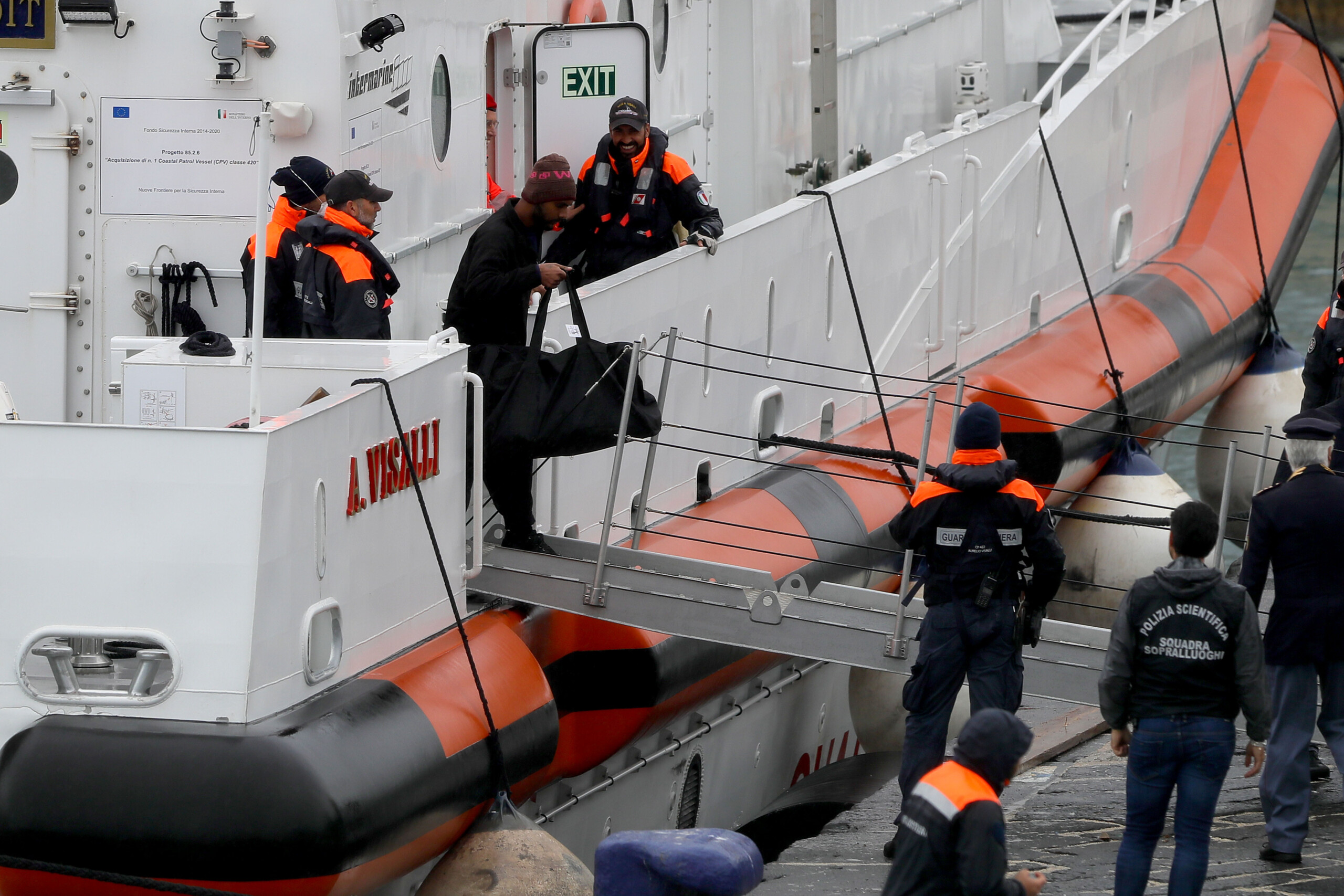 migrants cour de justice de lue audience demain sur les centres en albanie jugement dans les plus brefs delais scaled