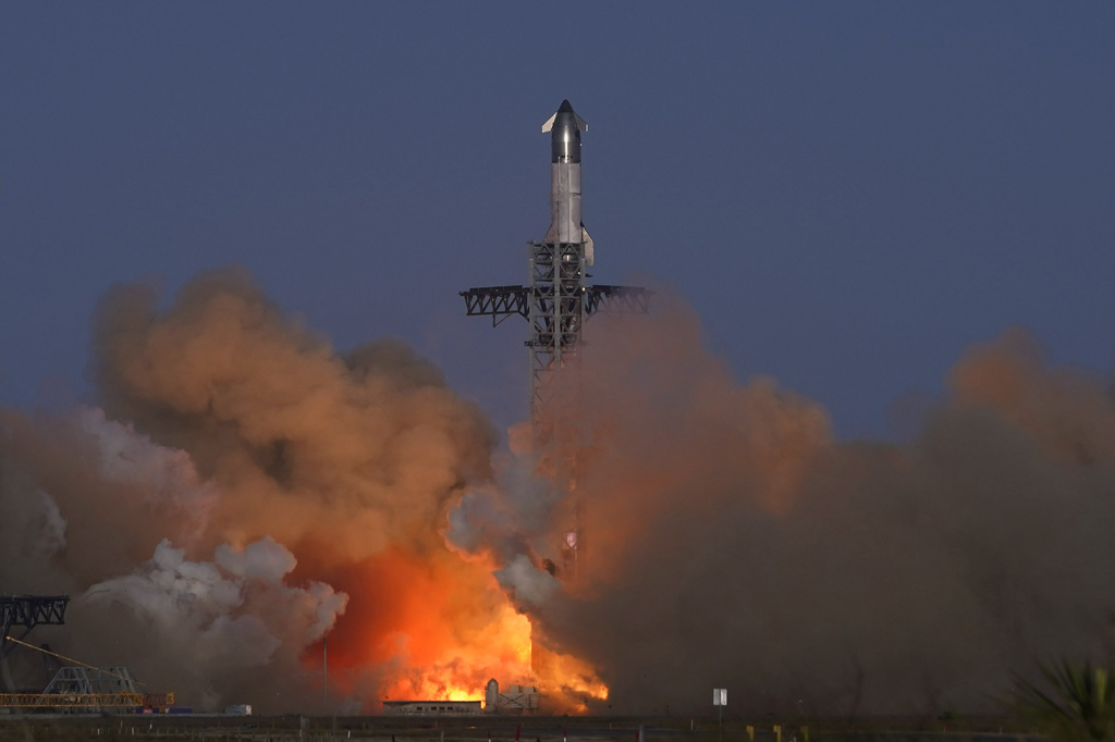 spacex la fusee starship a explose en vol