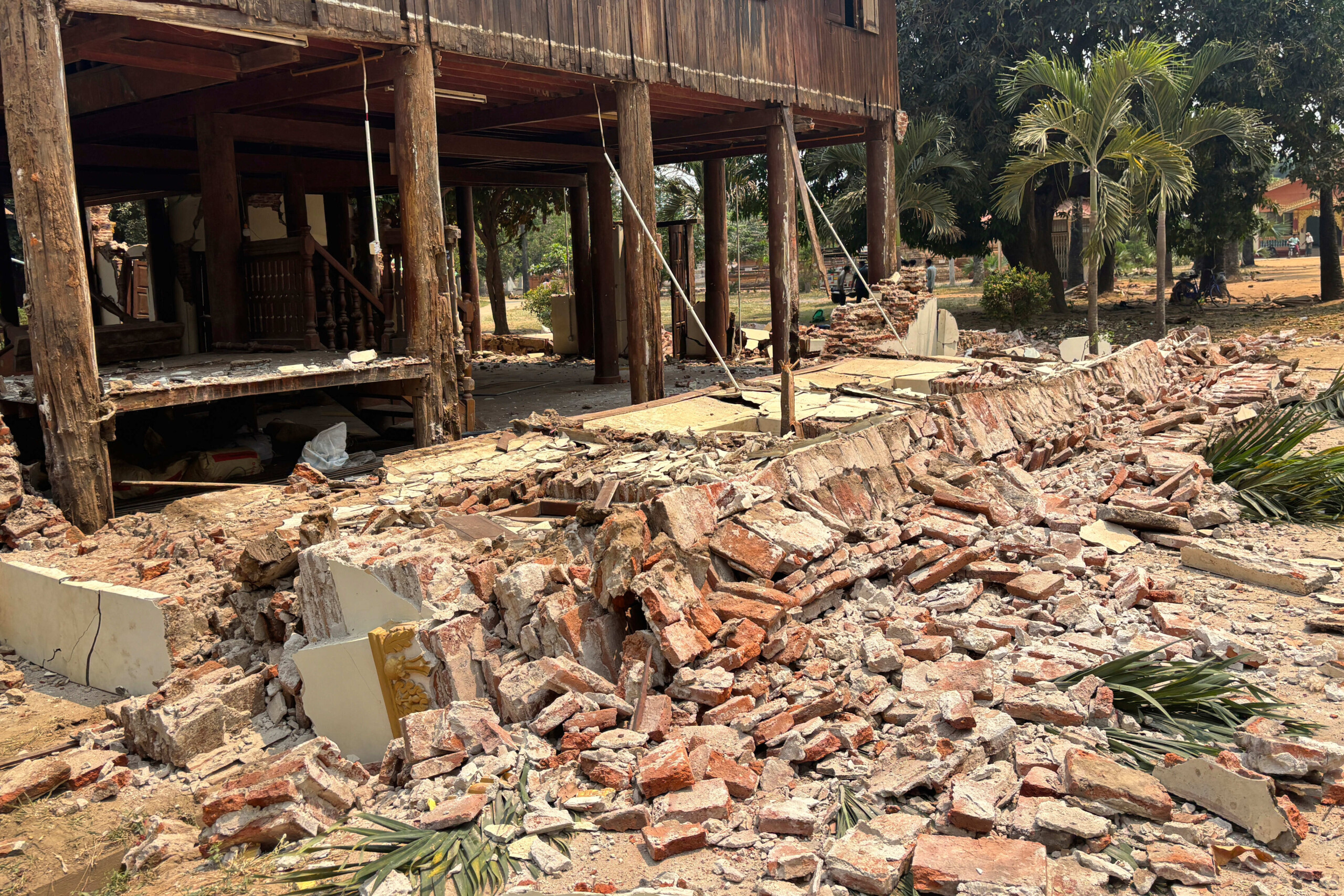 myanmar 12 enfants et un enseignant morts dans leffondrement dune ecole maternelle a mandalay scaled