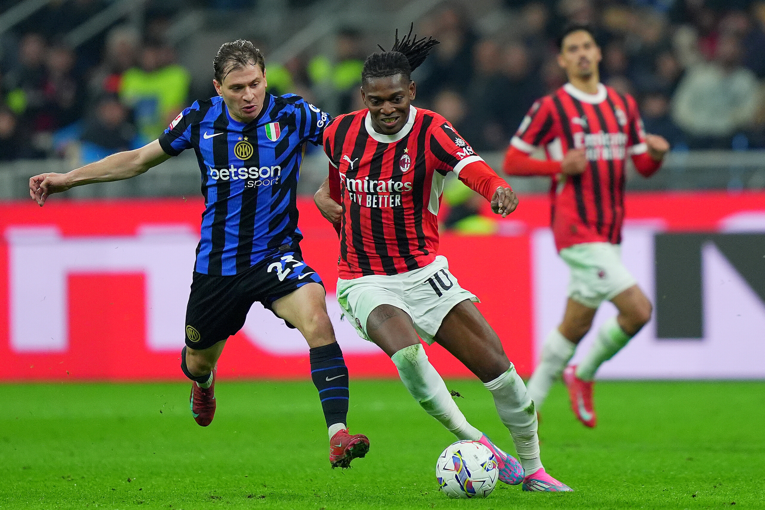 coupe ditalie milan inter 1 1 au match aller du demi finale scaled