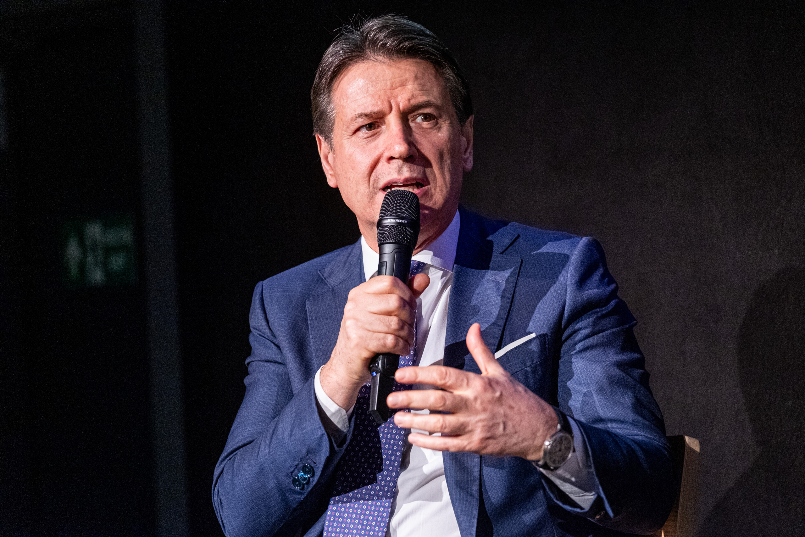 ue conte demain la manifestation du m5s est la premiere pierre pour construire une alternative gouvernementale scaled