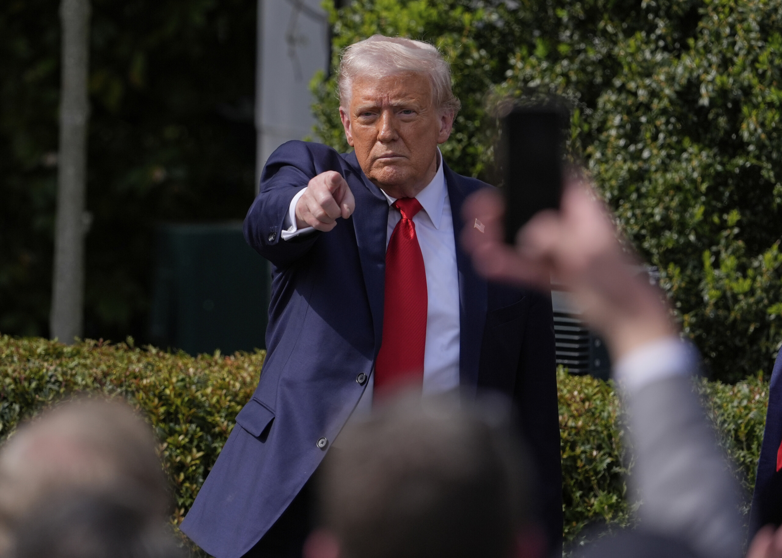 droits de douane trump jenvisage une exemption temporaire des tarifs sur les voitures scaled