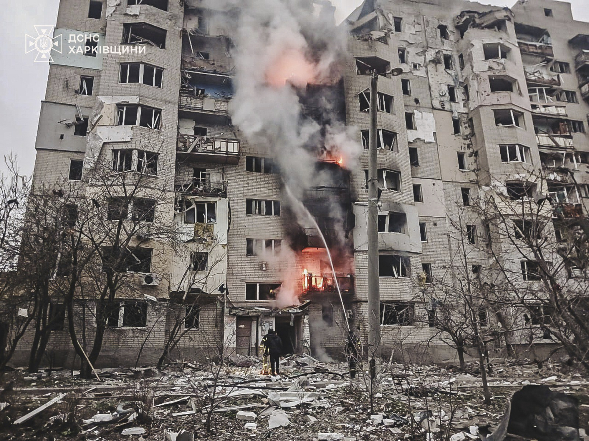 ukraine un mort et 26 blesses dans une attaque russe sur kharkiv