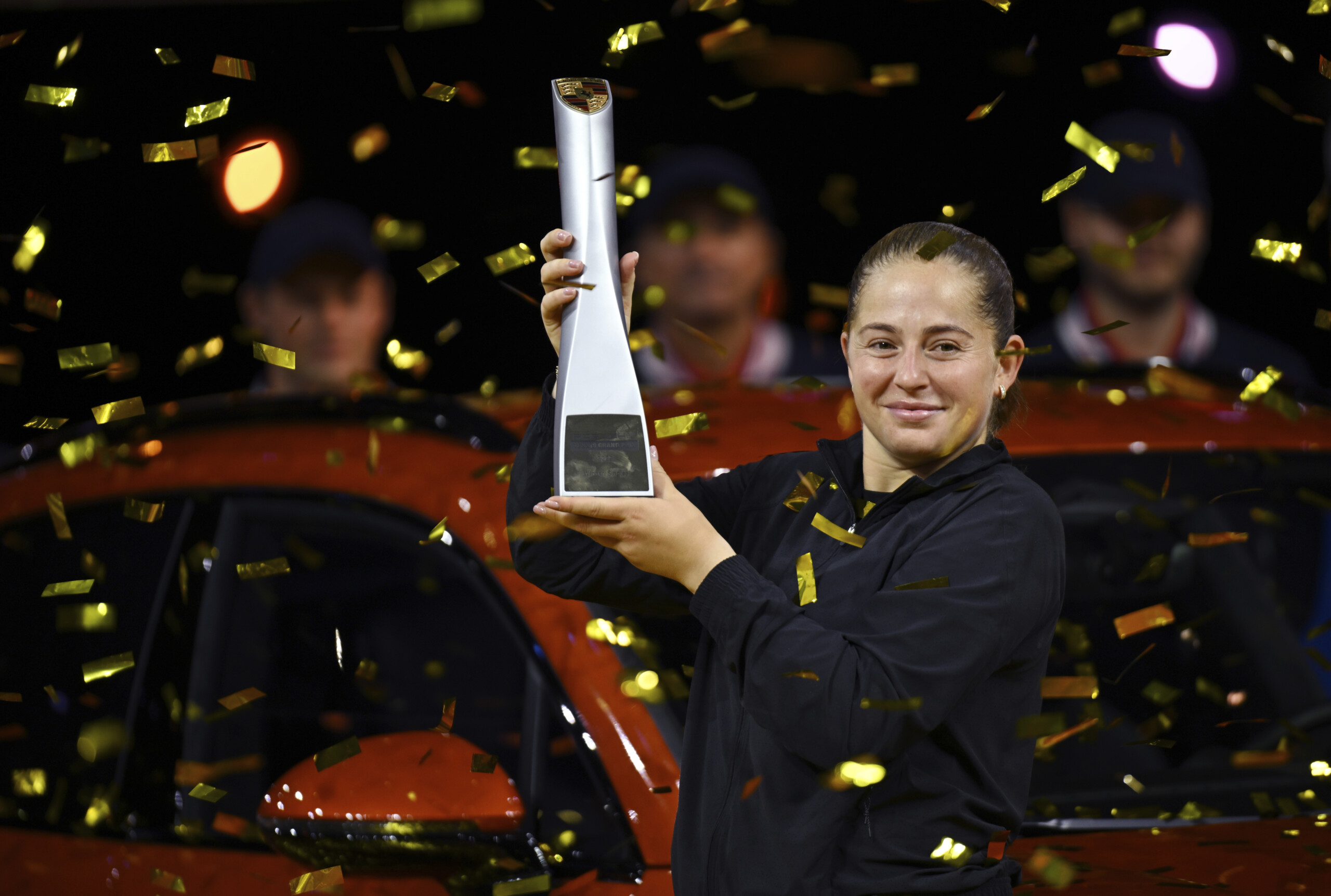 tennis wta stuttgart titre pour ostapenko sabalenka battue en deux sets scaled