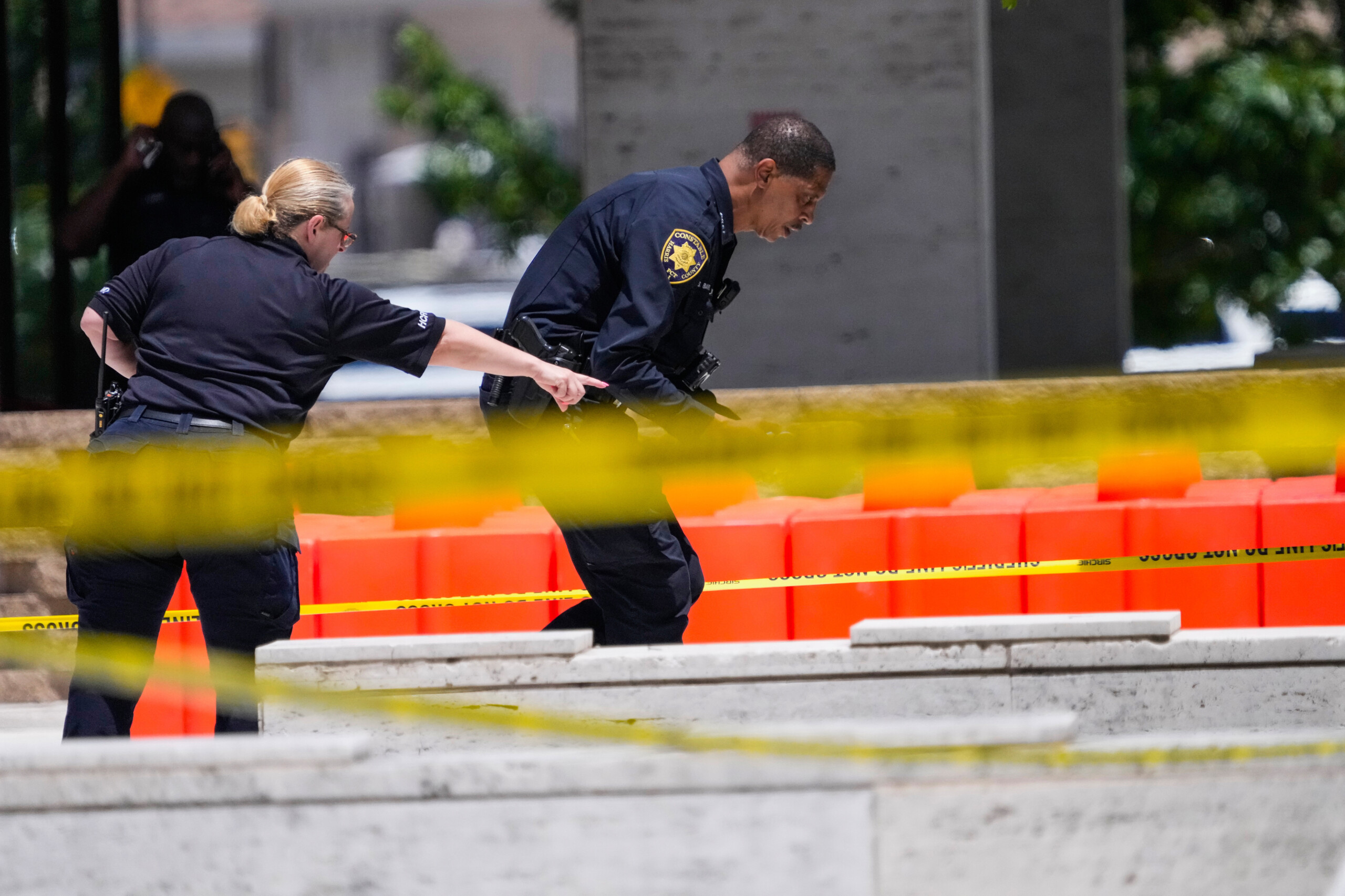 etats unis fusillade lors dune fete de famille a houston un mort et 15 blesses scaled