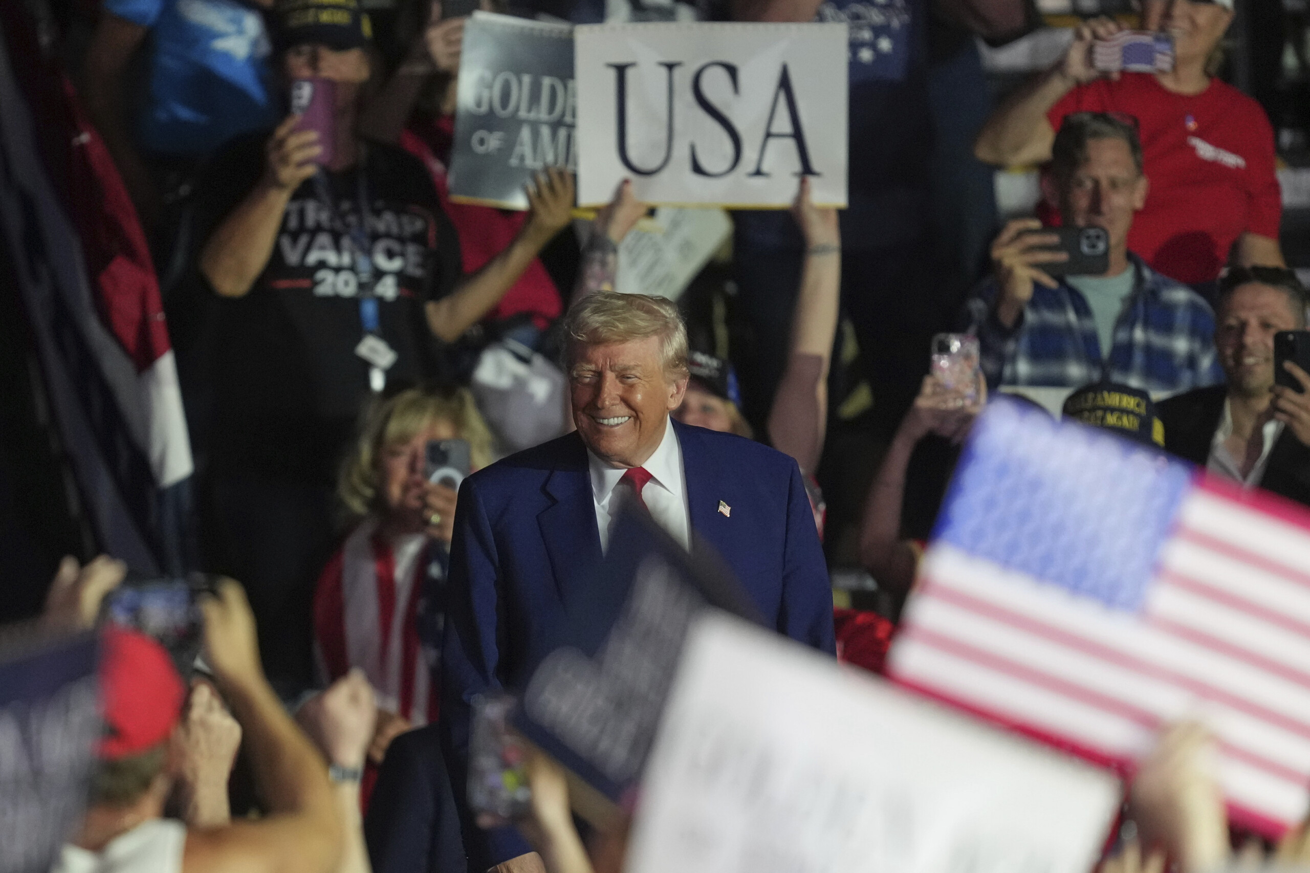 etats unis trump envisage de nouveaux droits de douane de 100 y compris sur les films etrangers scaled