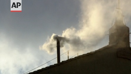 conclave troisieme fumee blanche un nouveau pape elu
