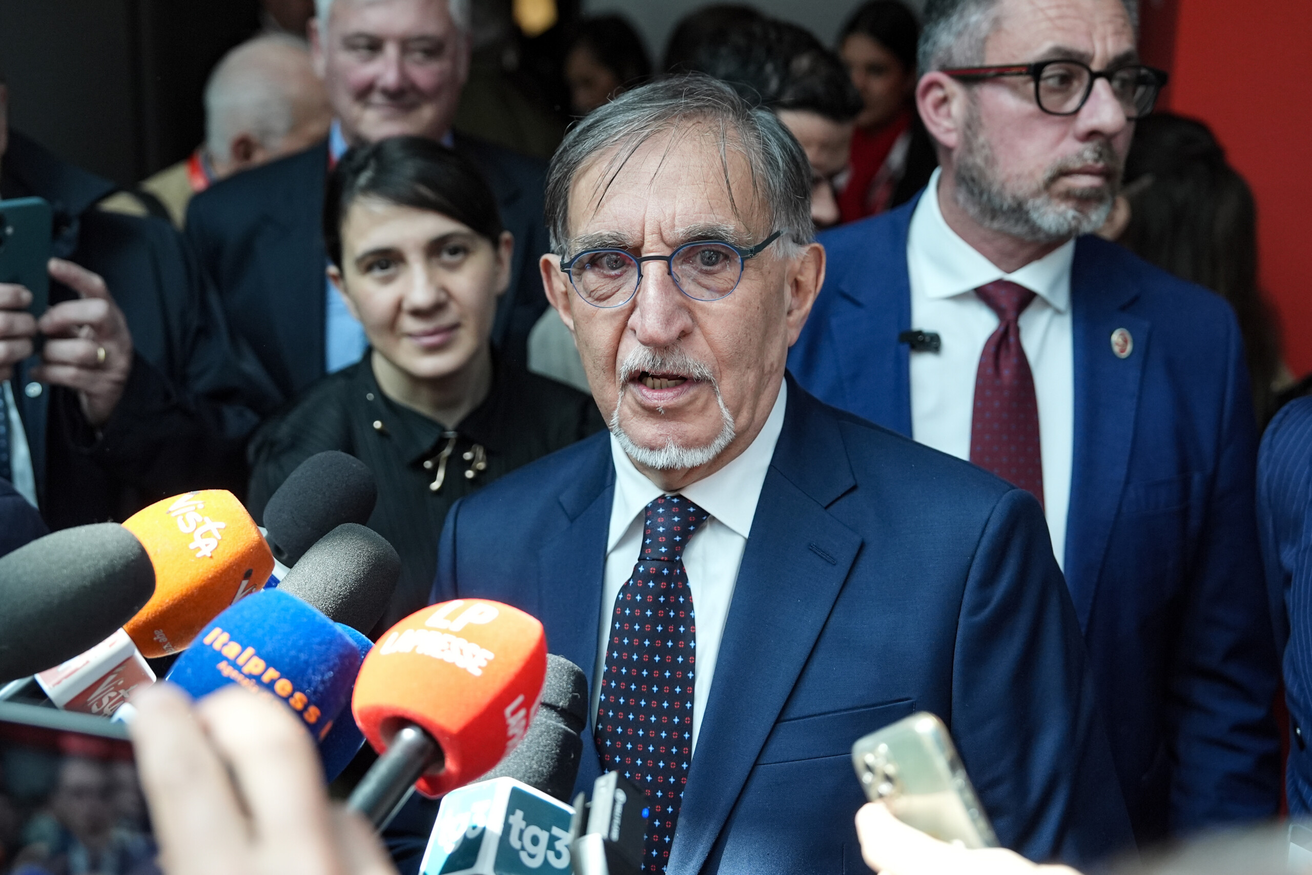 la russa cite ramelli et fausto iaio souvenons nous de tous les martyrs sans distinction scaled