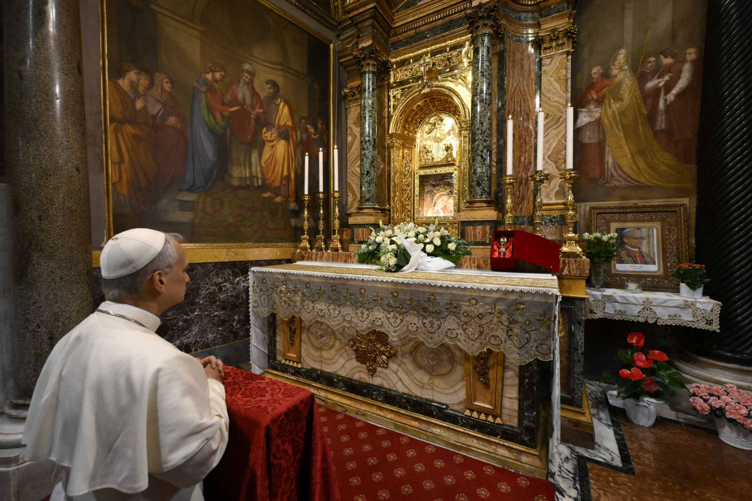 pape leon xiv a sainte marie majeure pour visiter la tombe de francois scaled