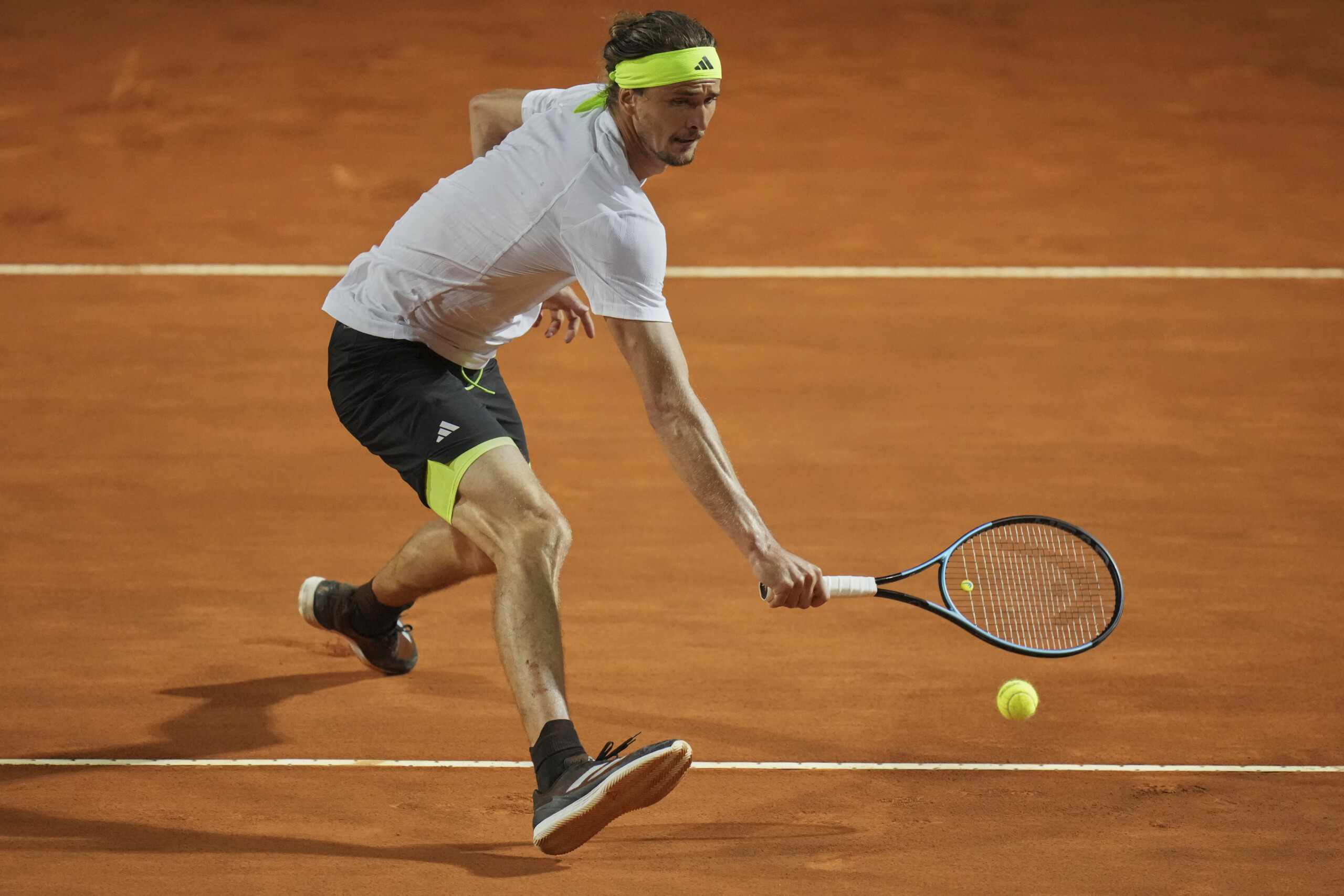 internationaux de rome dunlop balles plus grandes nous sommes stupefaits par la polemique de zverev scaled