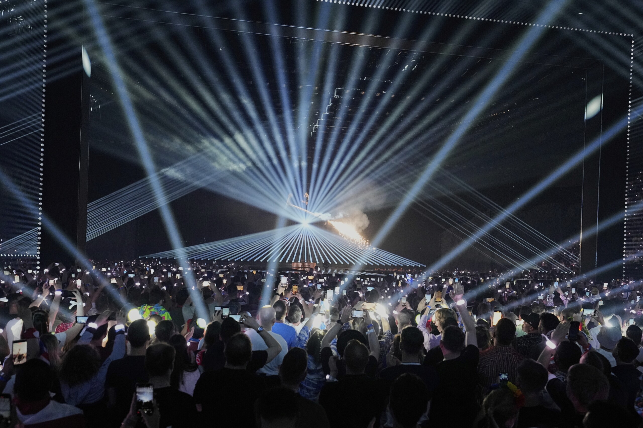 eurovision 2025 le jj autrichien gagne avec wasted love cinquieme lucio corsi scaled