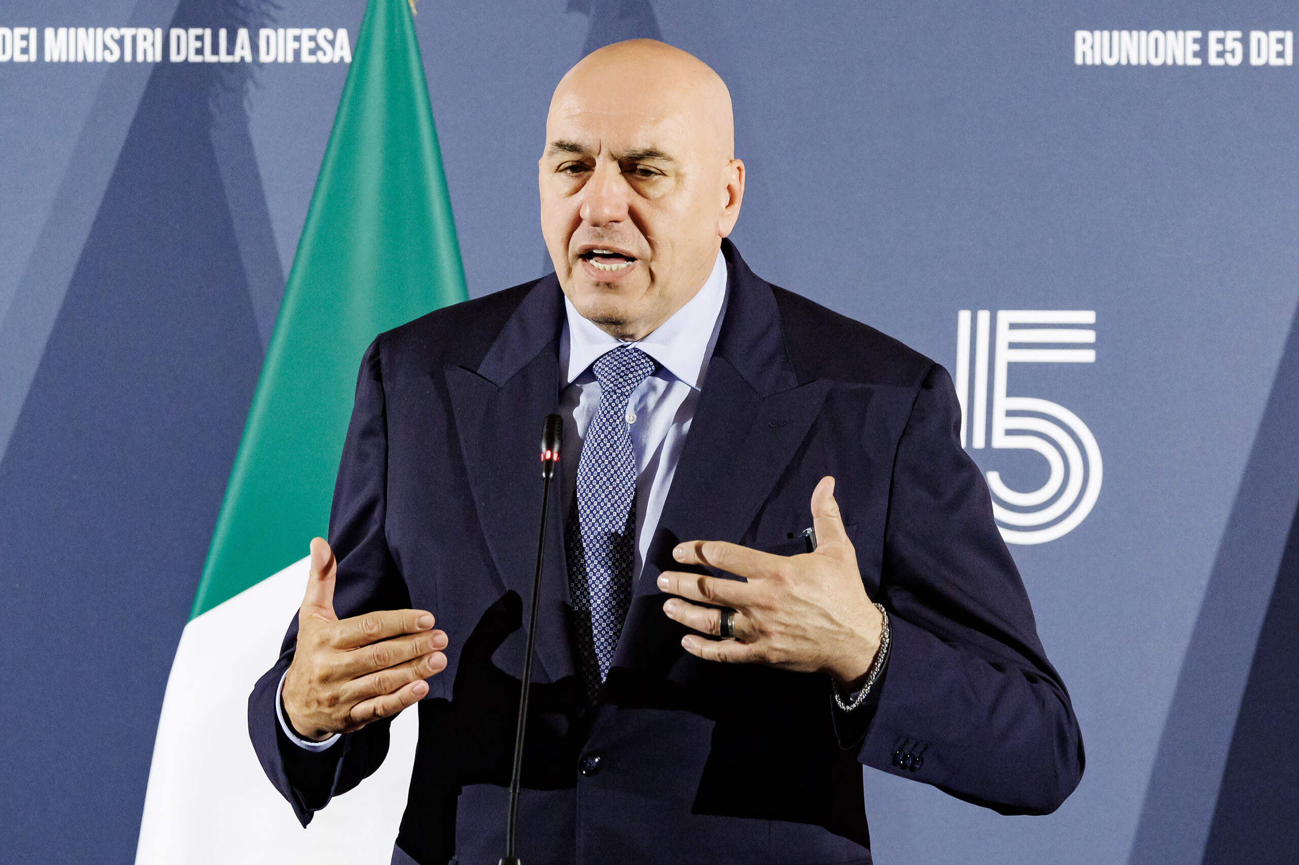 moyen orient crosetto nous sommes amis disrael mais netanyahu doit sarreter a gaza scaled