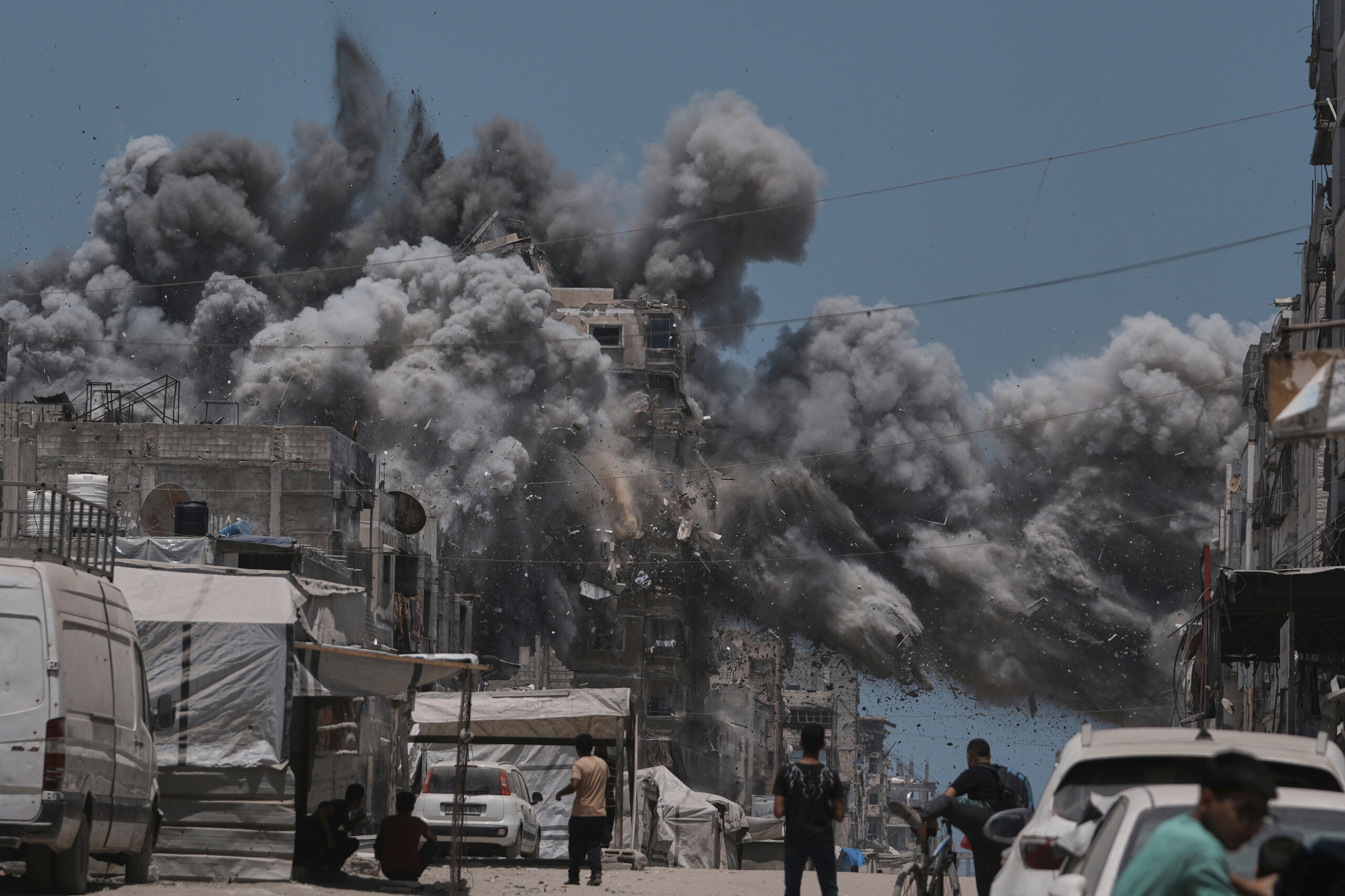 gaza 14 morts lors dun raid israelien sur jabaliya 7 sont des enfants scaled