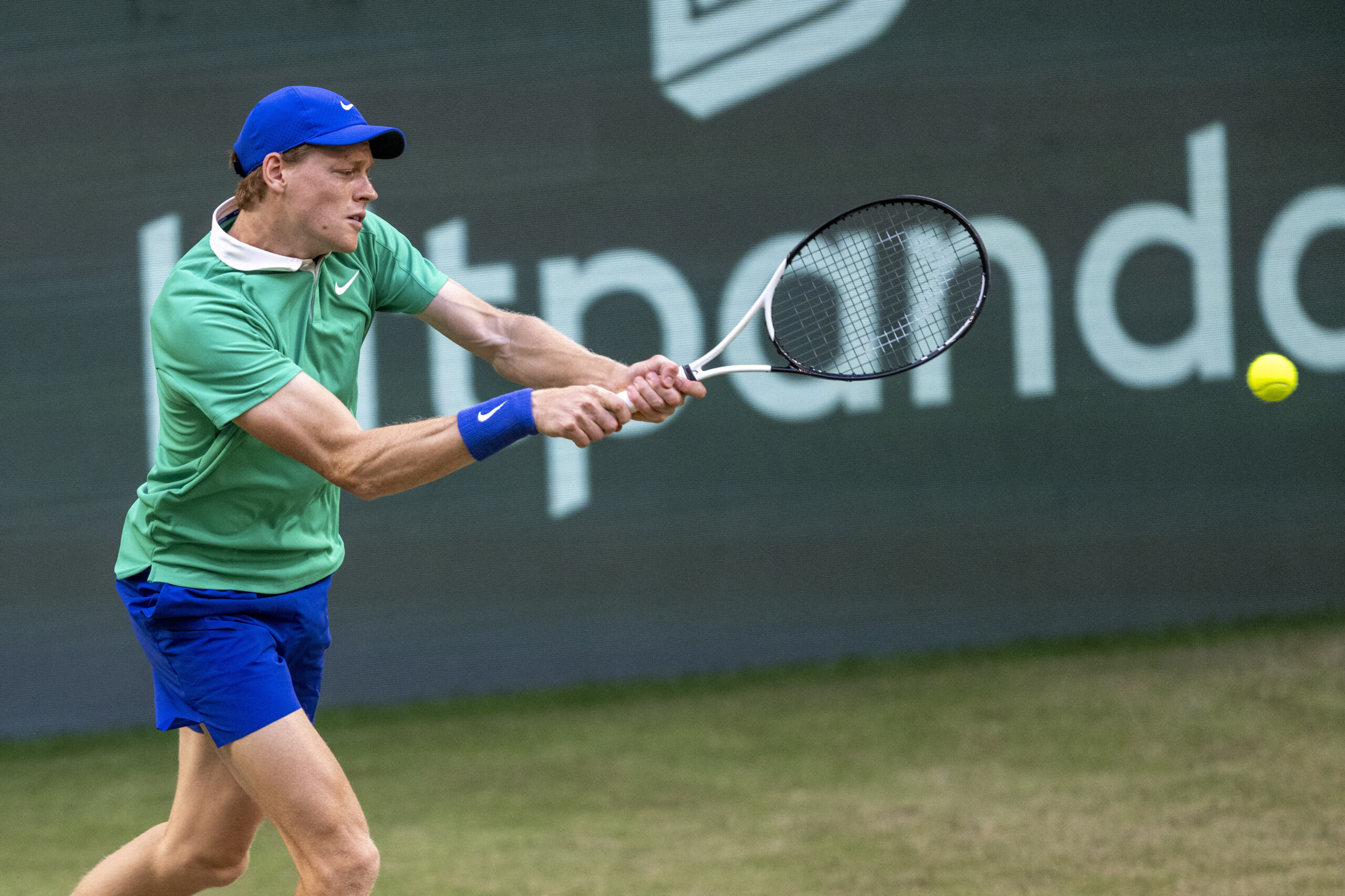 sinner en route pour wimbledon une semaine de repos pour se ressourcer scaled