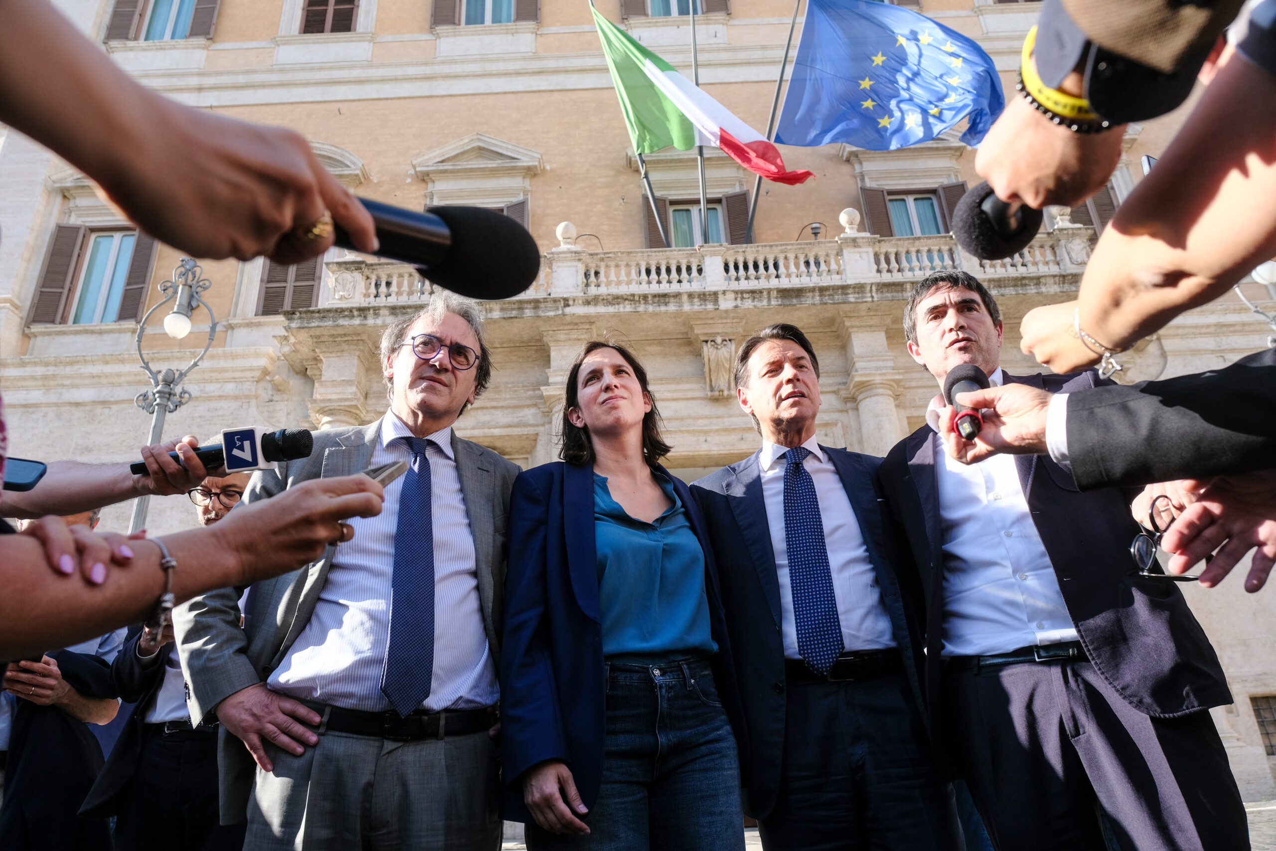 moyen orient leaders du pd m5s avs le gouvernement doit revoquer sa cooperation militaire avec israel scaled