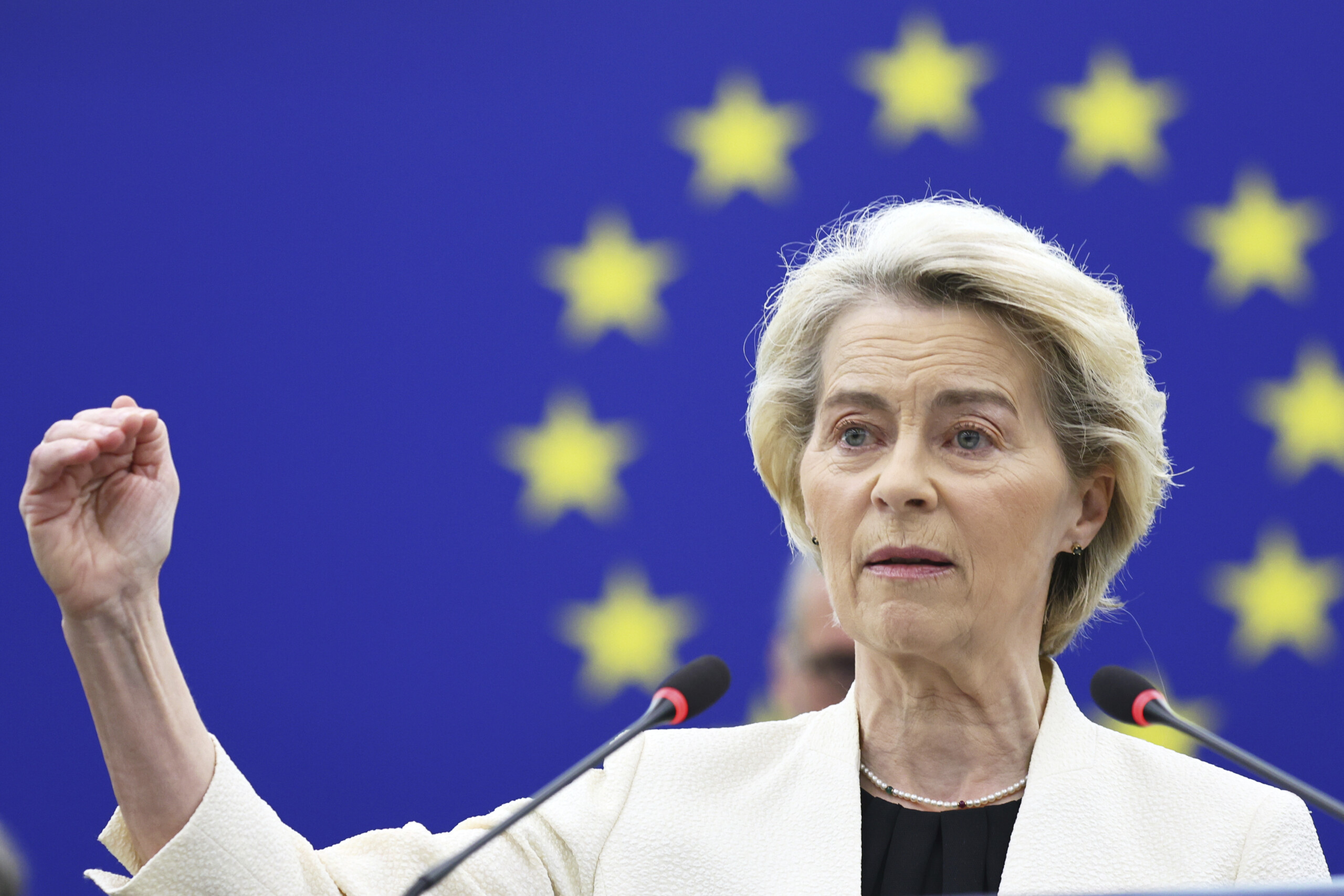 ue von der leyen la motion de censure promue par des extremistes et complotistes de droite scaled