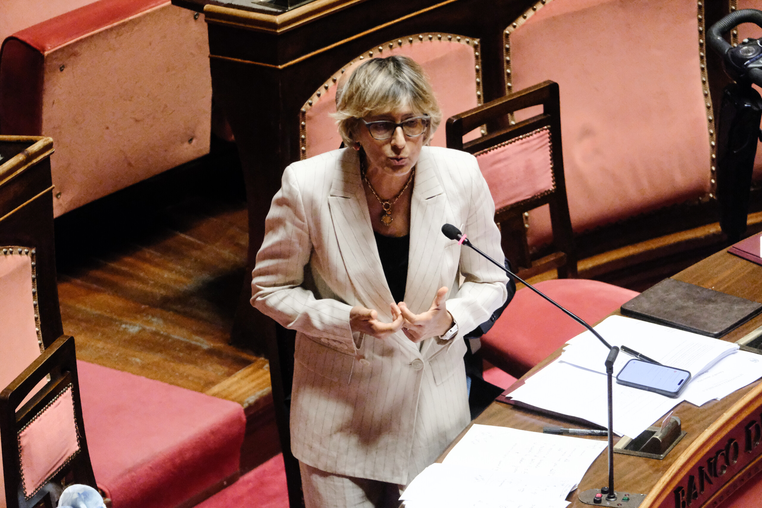projet de loi sur le feminicide la commission approuve a lunanimite le texte qui introduit ce delit scaled