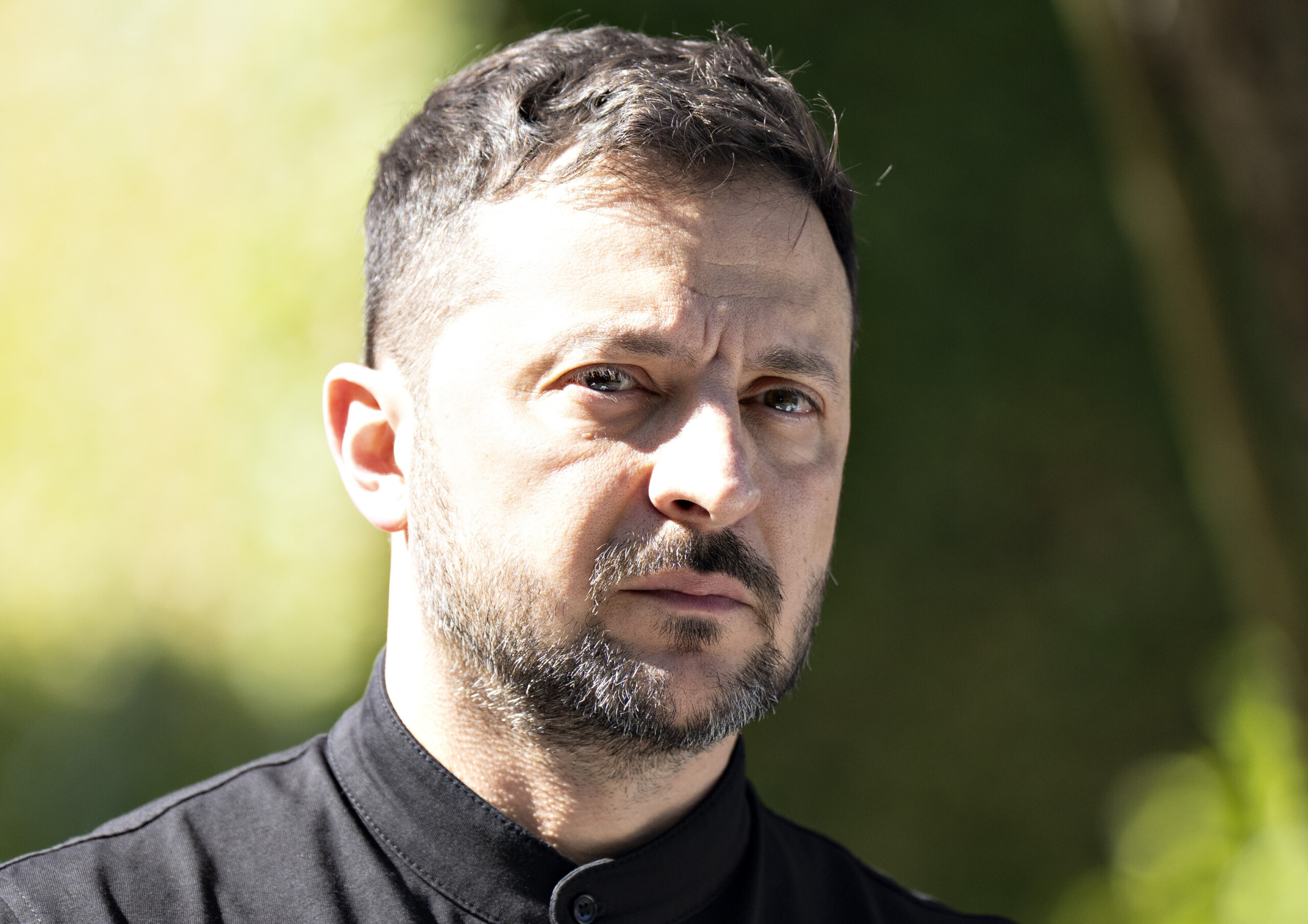 ukraine zelensky est arrive a castel gandolfo pour rencontrer le pape scaled