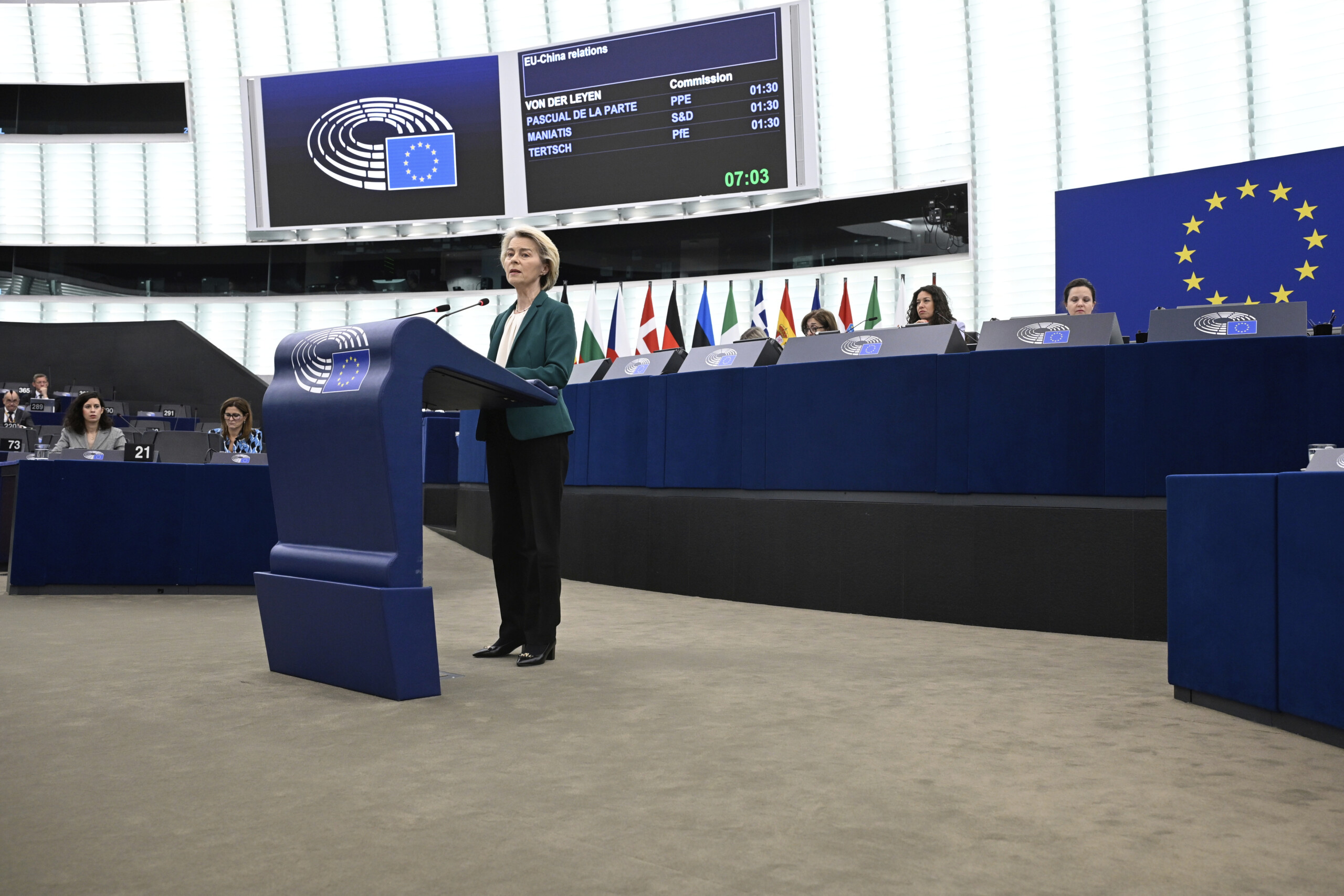 tarifs sources europeennes negociations imprevisibles travail en cours pour un meilleur accord scaled