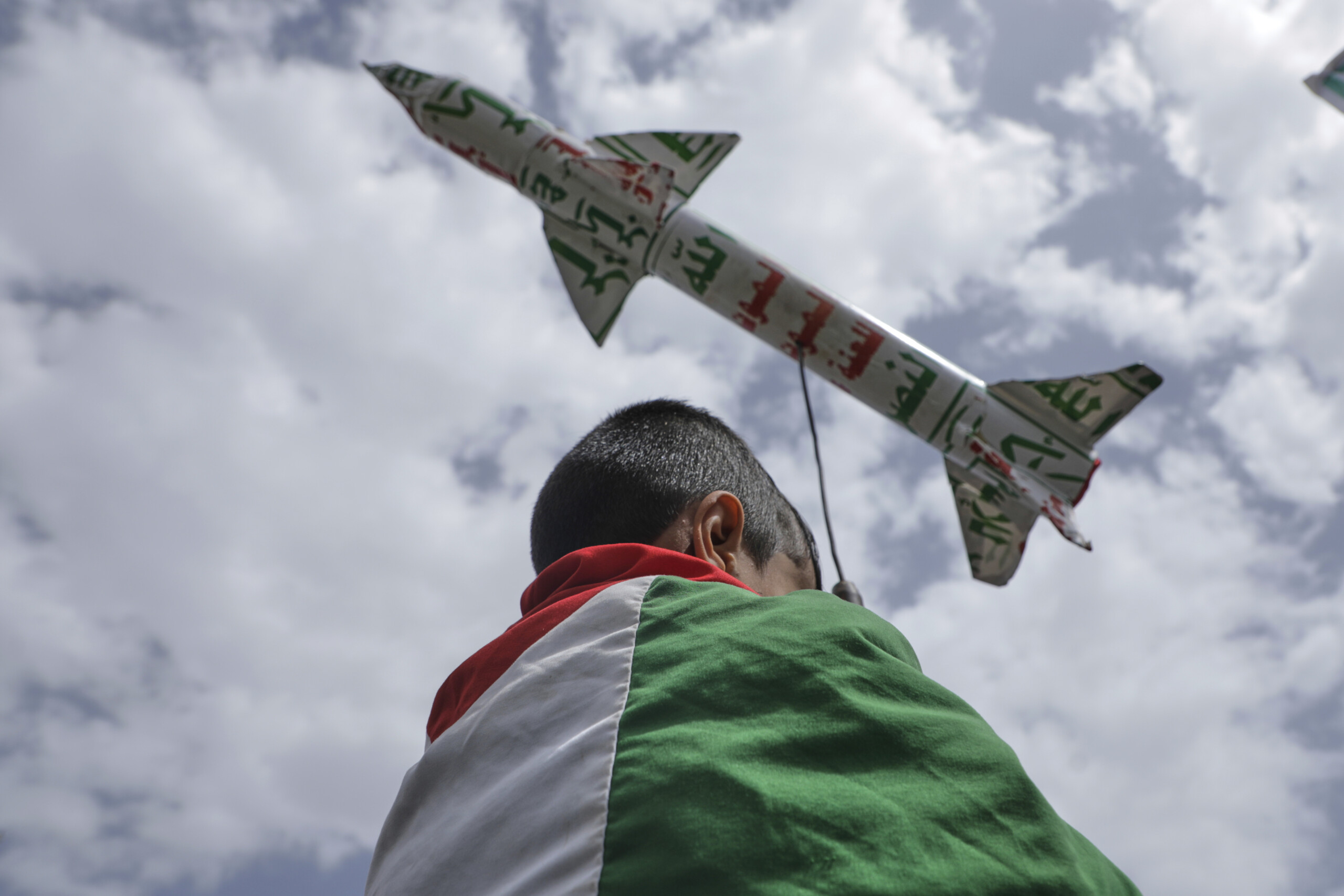 mer rouge selon les medias israel riposte aux tirs de missiles houthis au yemen scaled