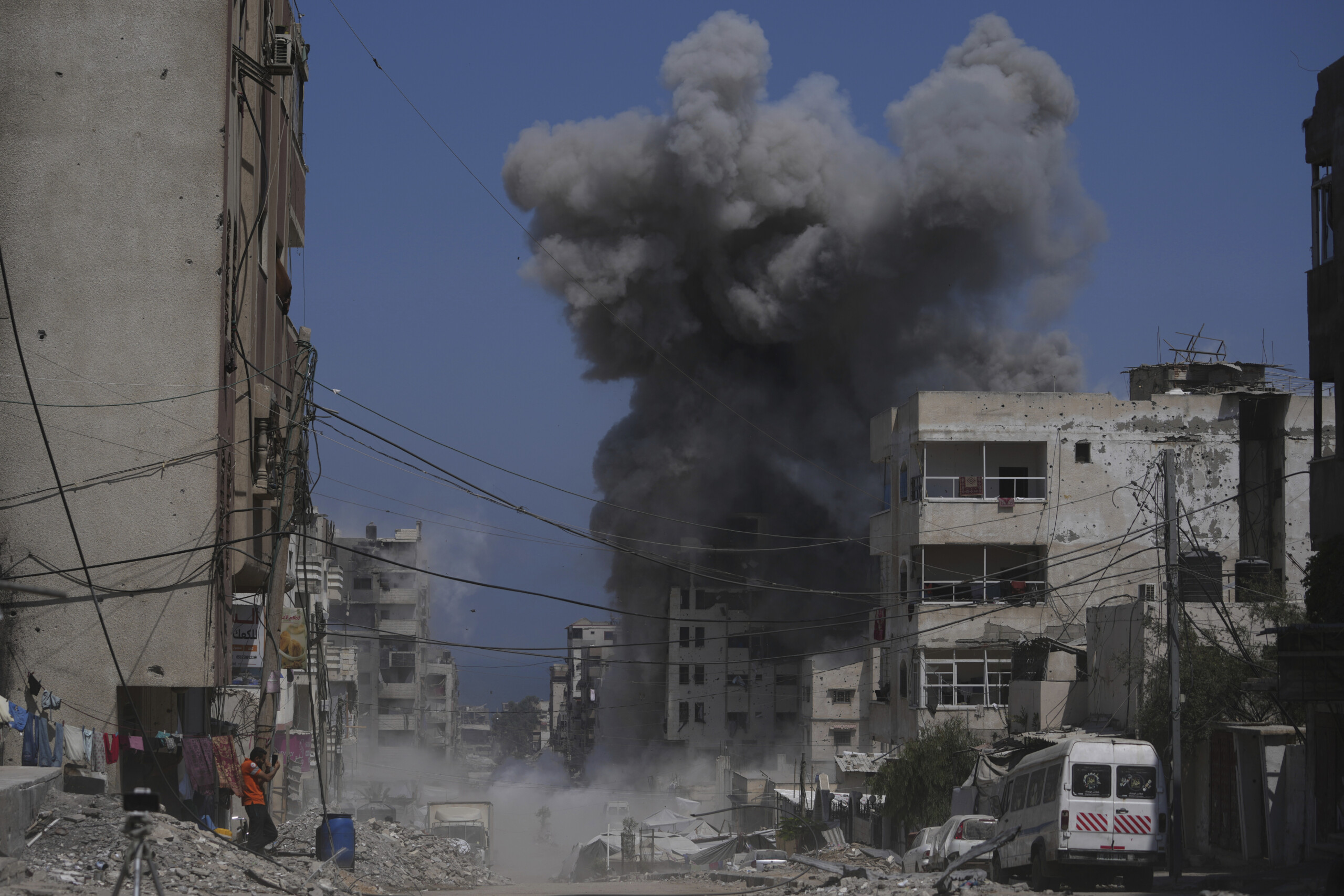 moyen orient selon les medias au moins 56 morts a gaza dans des attaques israeliennes depuis laube scaled