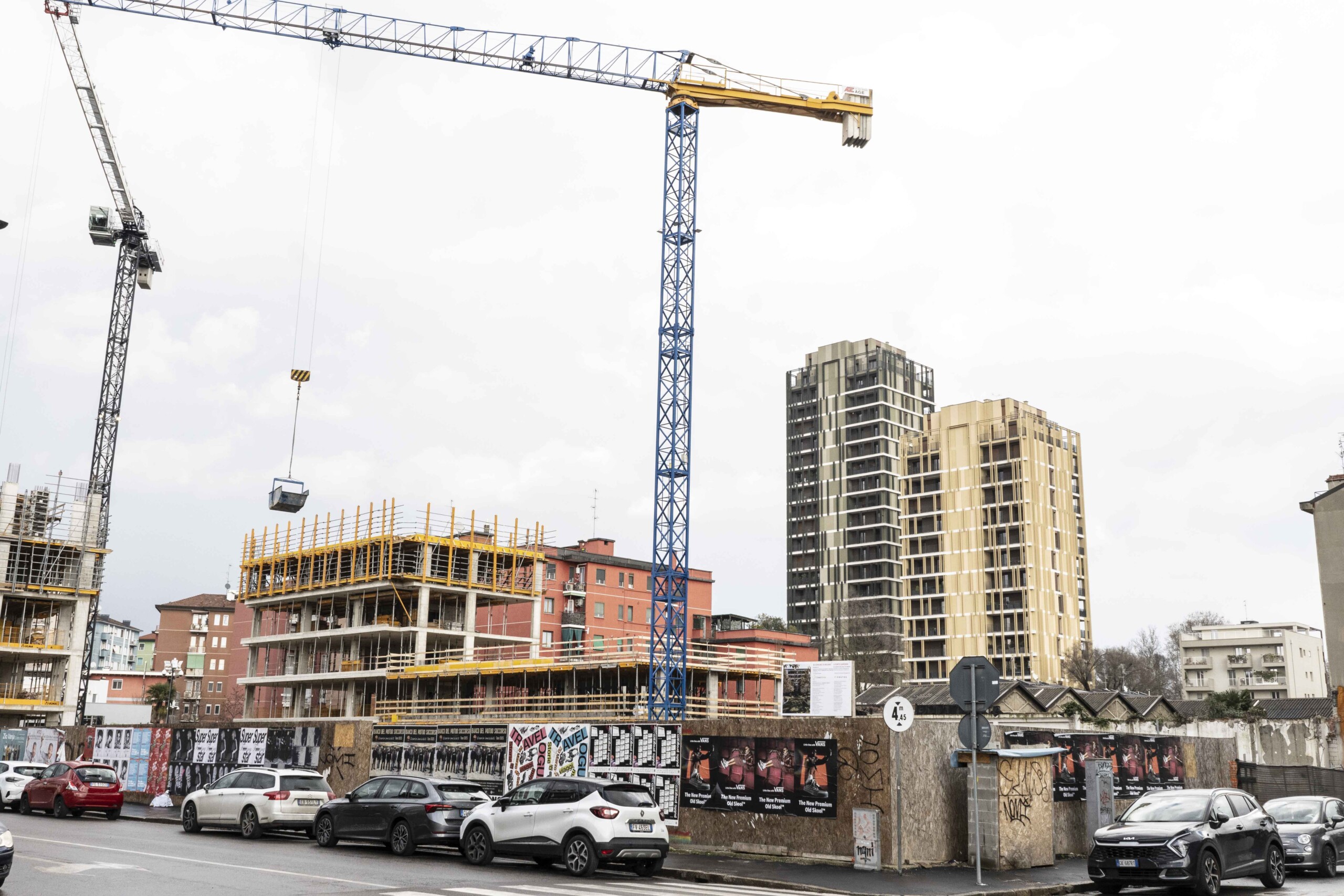 enquete urbanistique six personnes renvoyees devant le tribunal de milan pour laffaire park towers scaled