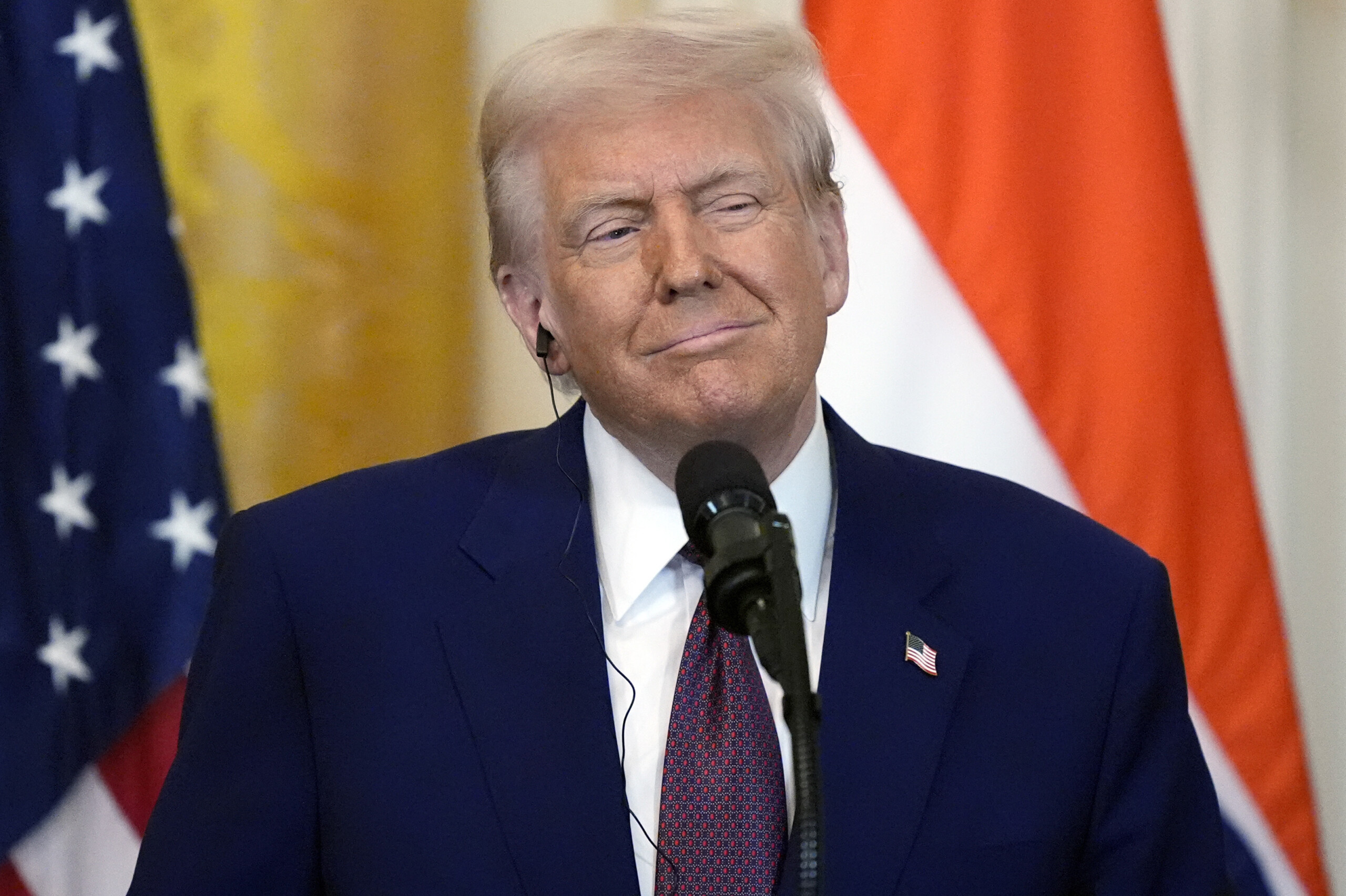 ukraine apres les provocations de medvedev trump ordonne le deploiement de sous marins nucleaires scaled