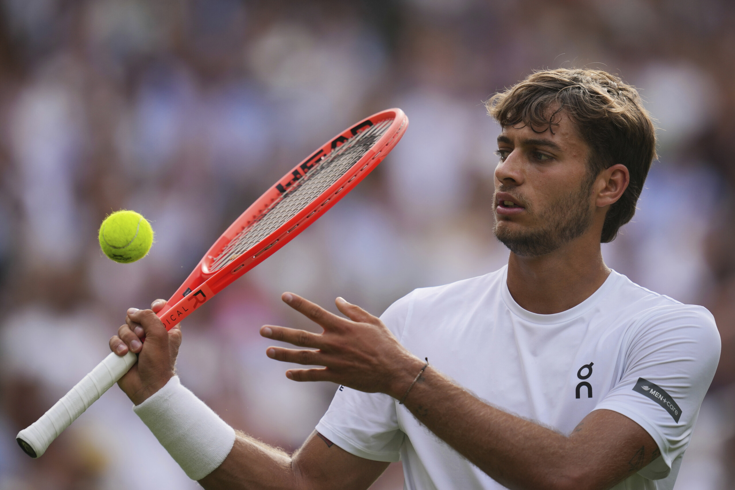 atp toronto cobolli bat marozsan en trois sets et se qualifie pour les huitiemes de finale scaled