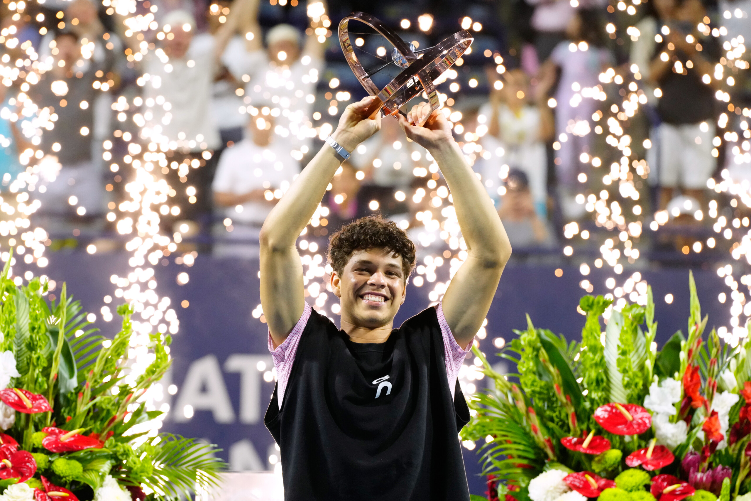 tennis shelton nouveau roi de toronto il bat khachanov en finale scaled