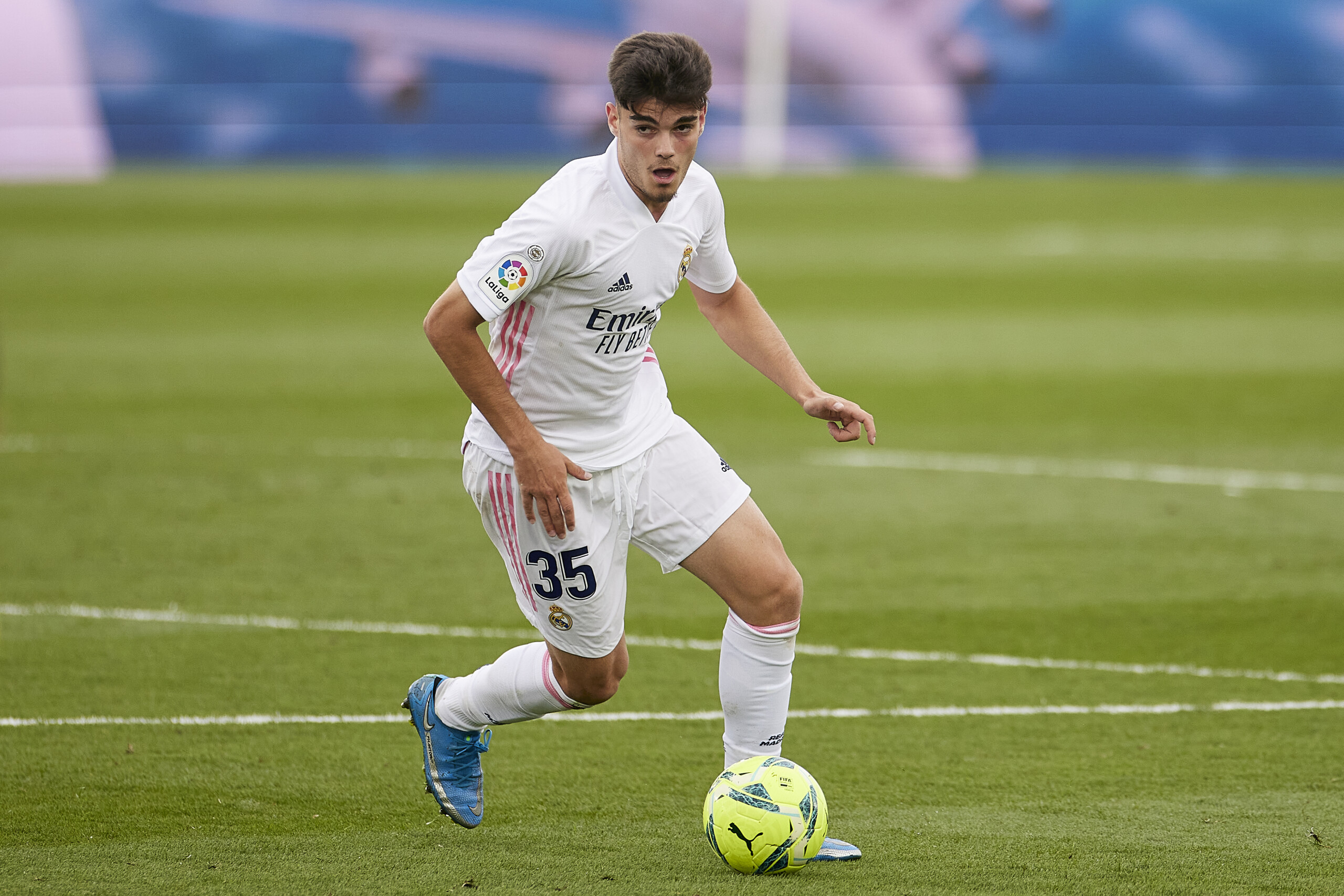 football naples officialise larrivee de gutierrez scaled