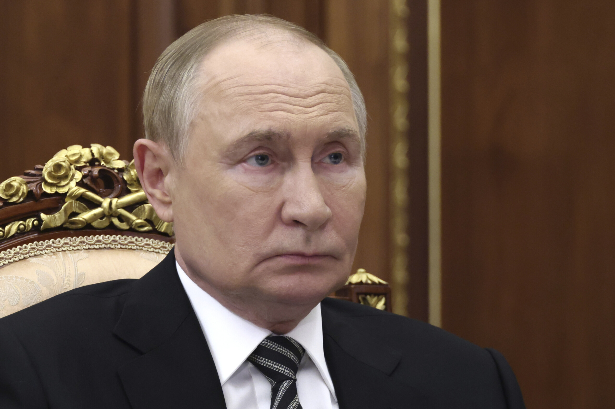 ukraine cassis immunite pour poutine sil vient en suisse pour une conference de paix scaled