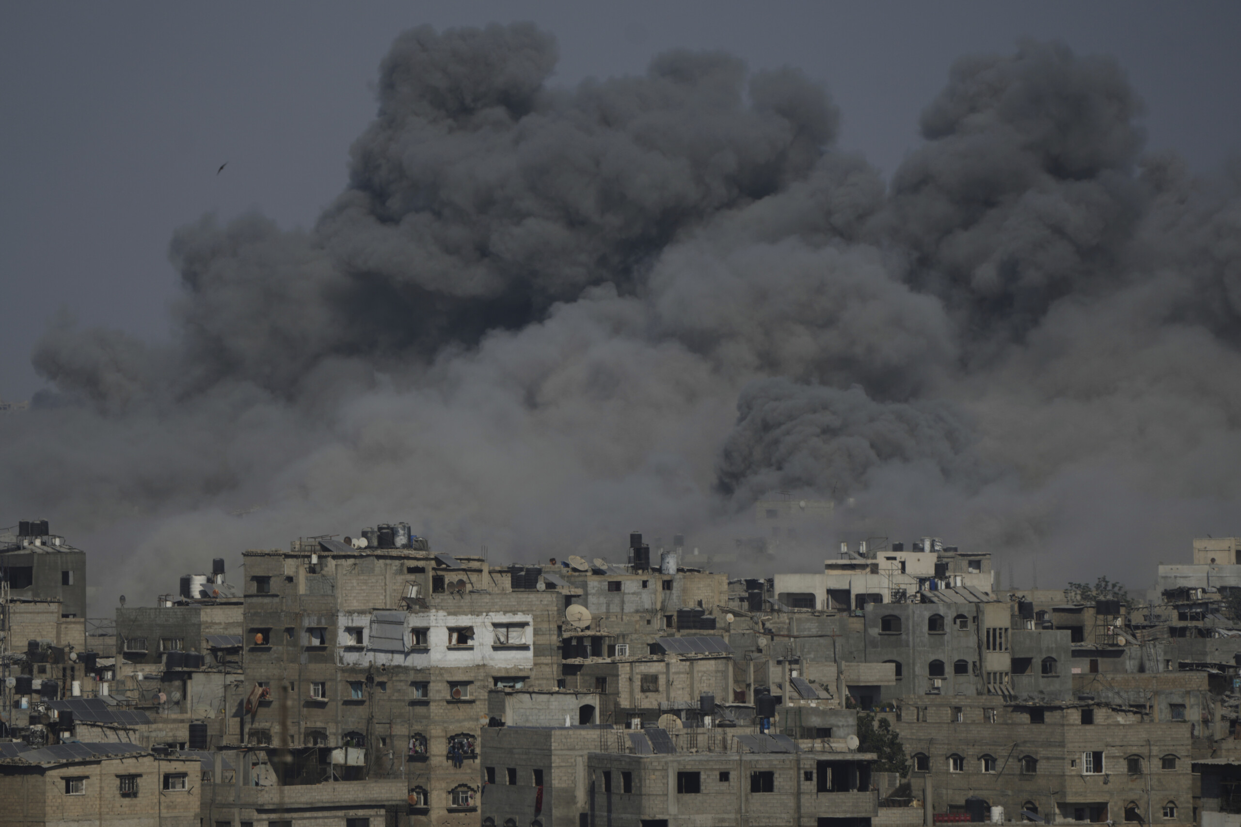 gaza quatre palestiniens tues par les forces israeliennes en quete daide scaled