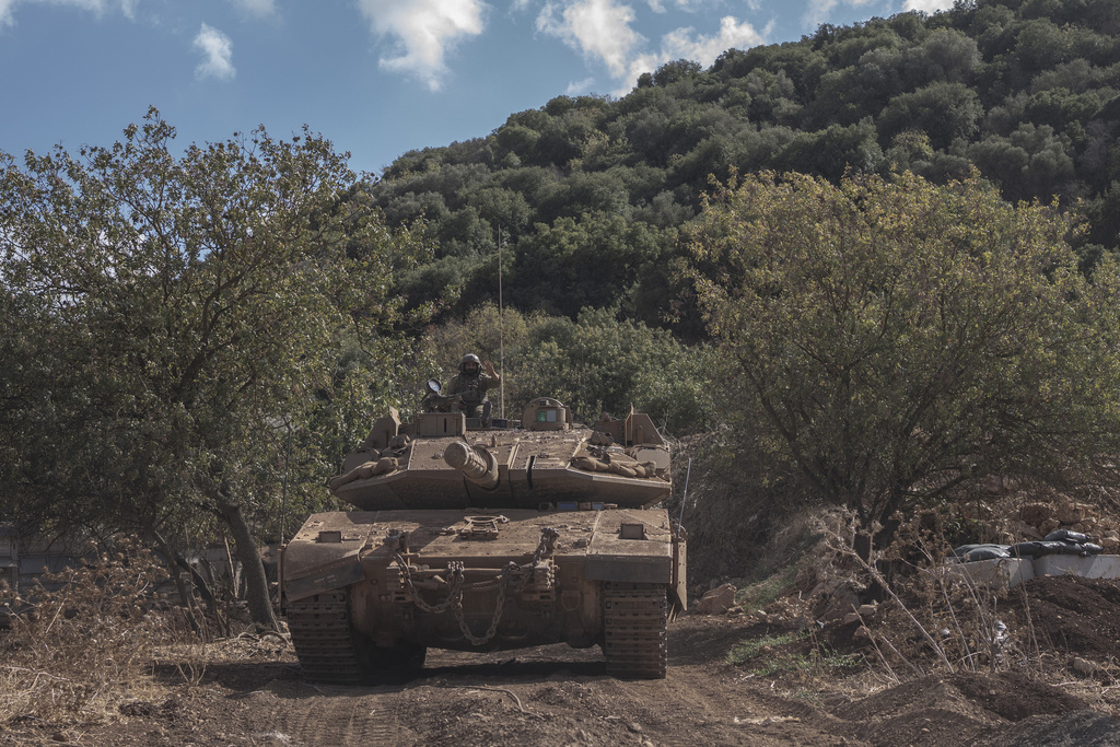 moyen orient larmee israelienne aux abords de gaza city en vue dune offensive majeure