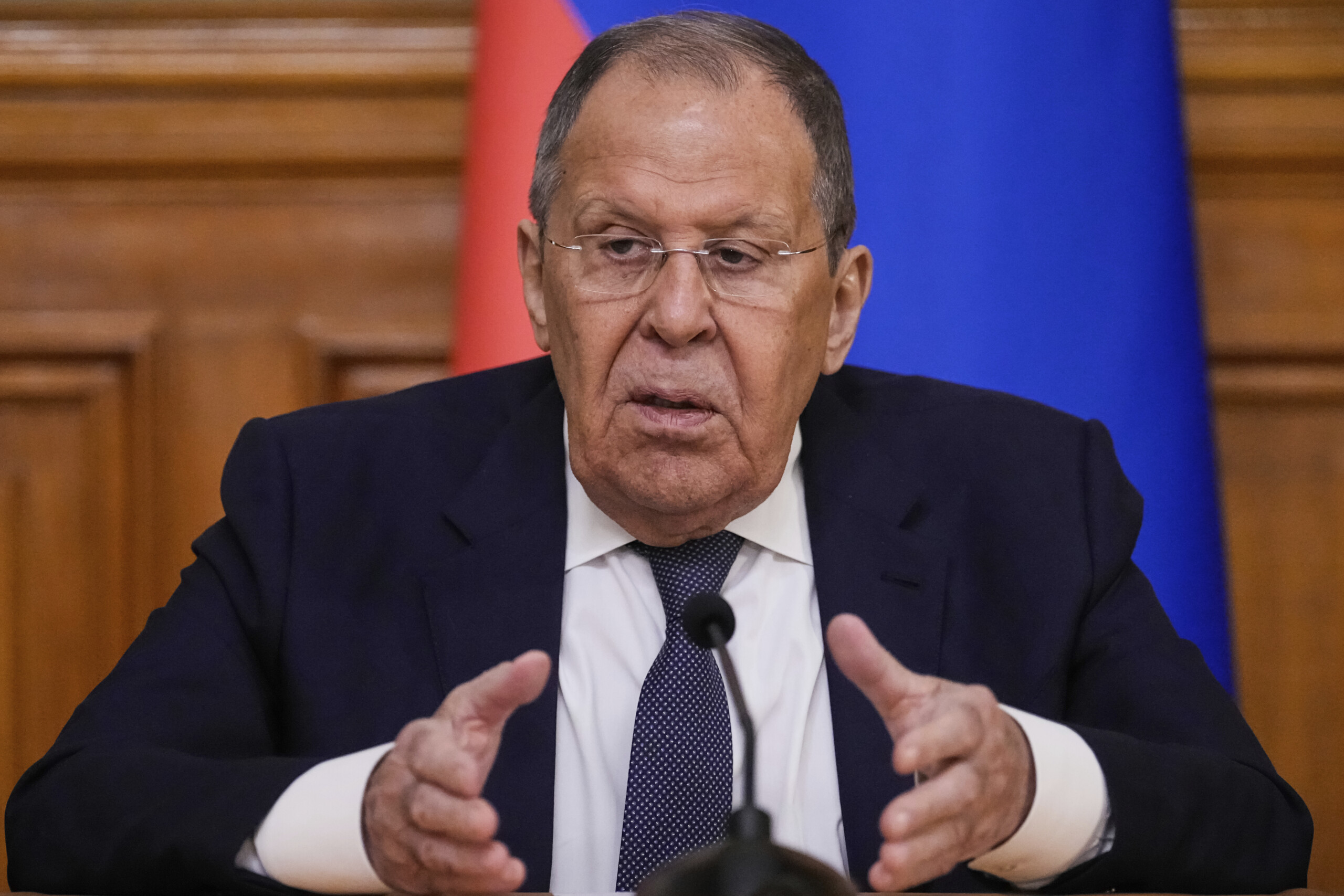 ukraine lavrov zelensky ne peut pas signer laccord de paix car il est illegitime scaled