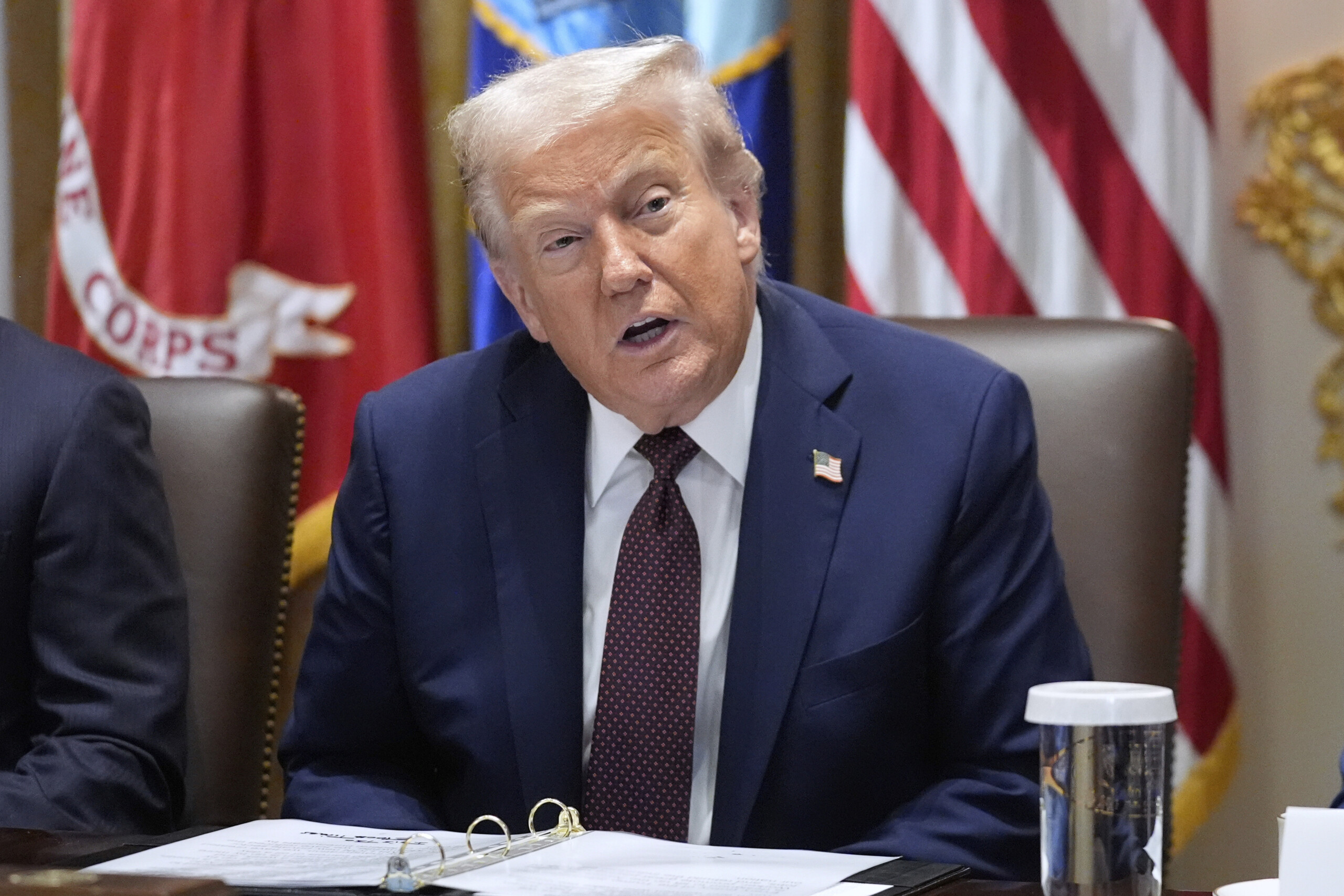 trump contre soros il soutient des manifestations violentes il doit etre poursuivi scaled