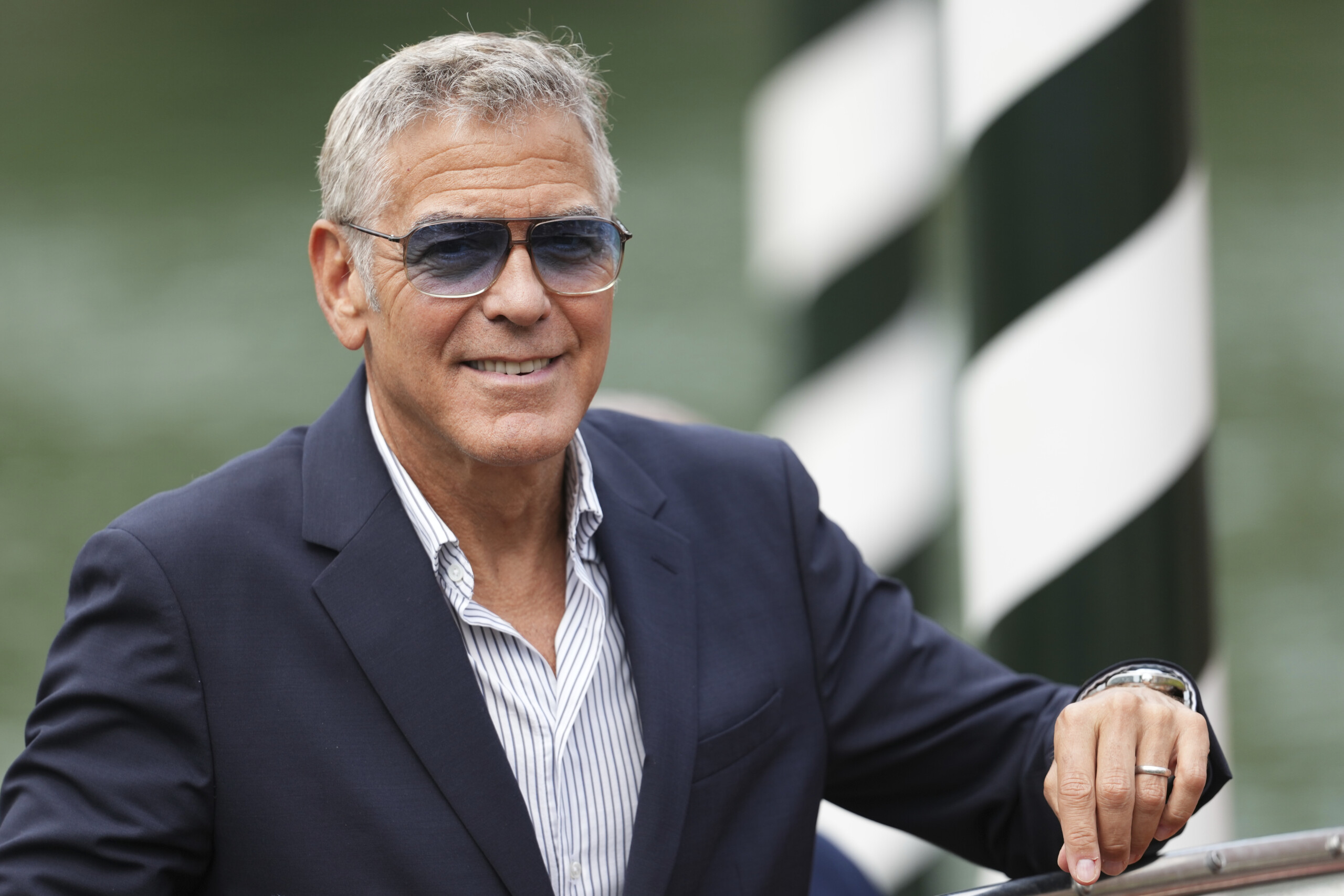 venise 82 george clooney ne se presente pas a la conference de presse du film jay kelly scaled