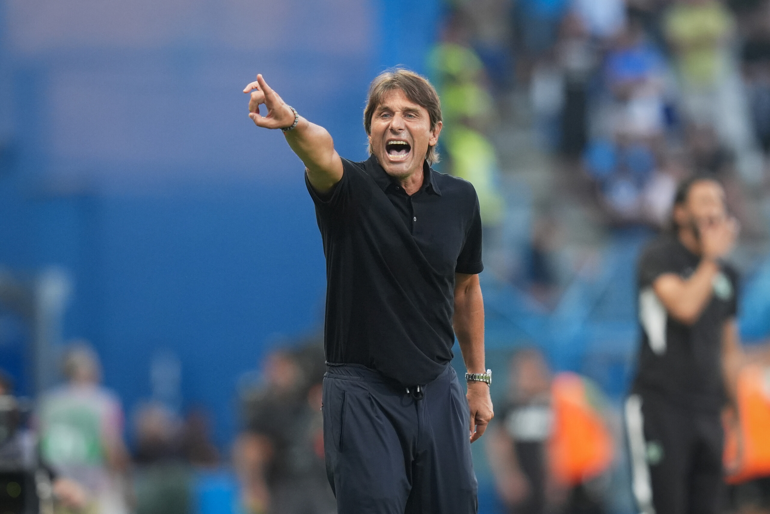football conte quelle joie de revenir au stade maradona noublions pas le passe scaled