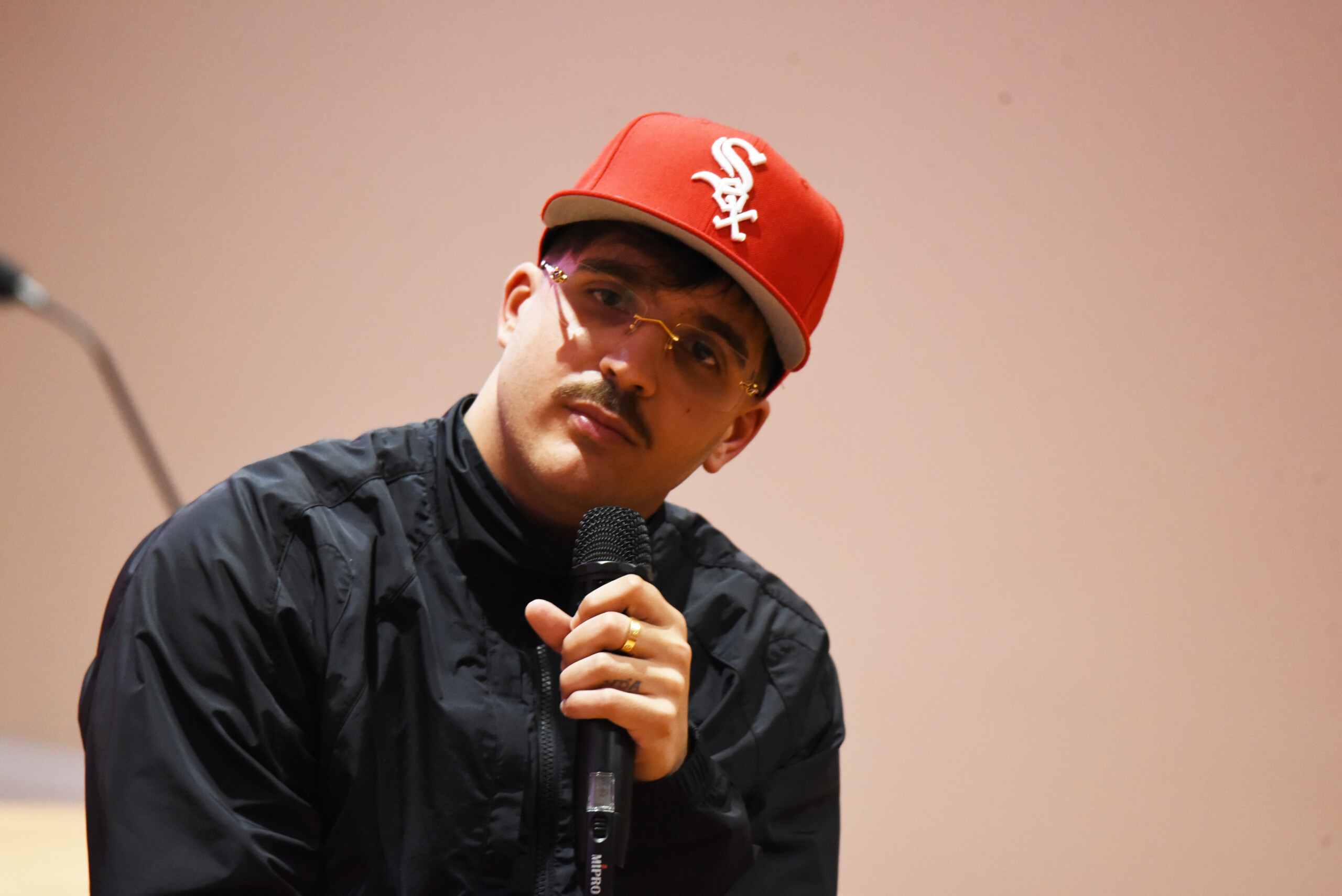 rupture du partenariat entre le ssc naples et geolier pour le speaker du stade maradona scaled