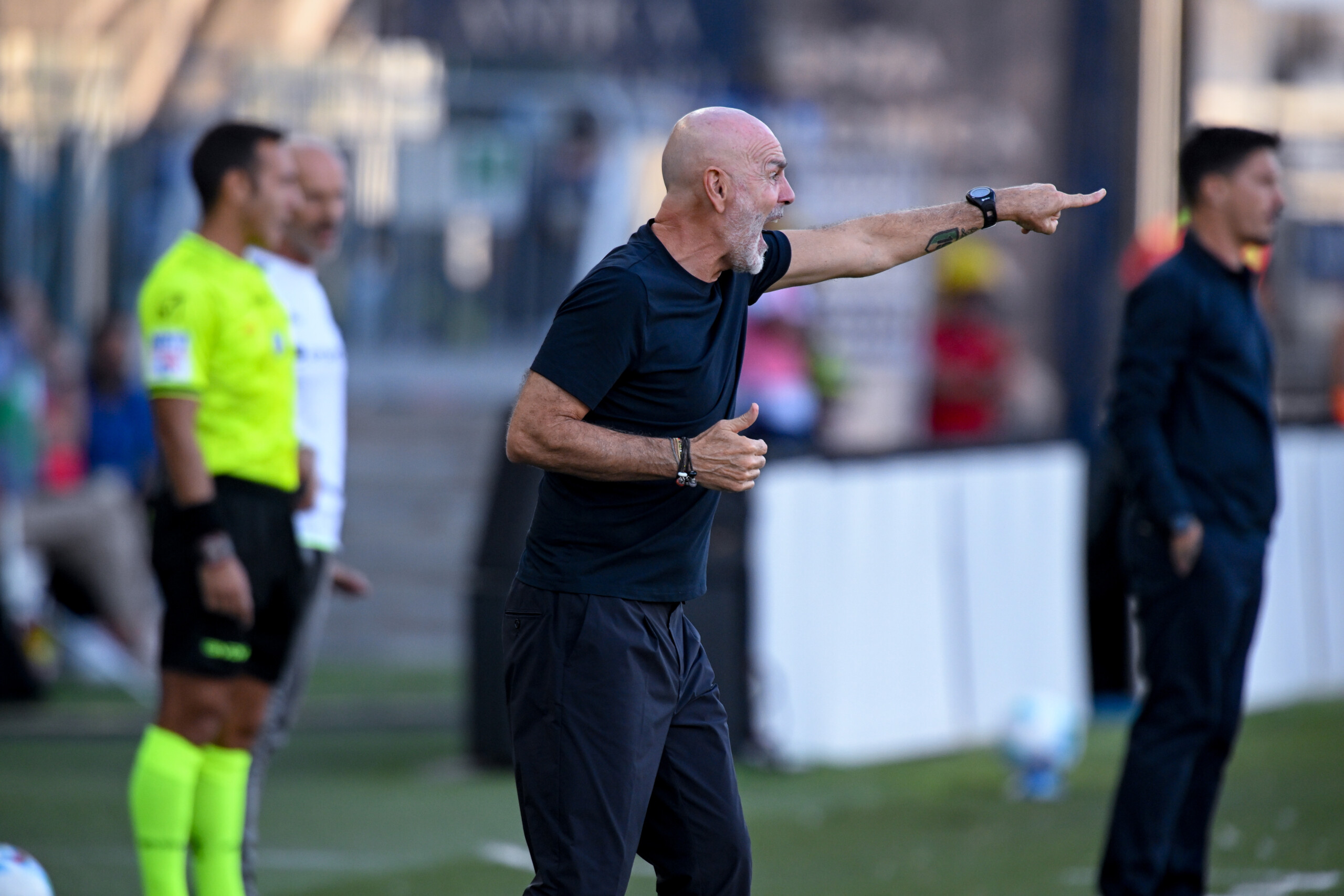 Football, Pioli : « Nous allons affronter une équipe de Turin blessée, nous devons essayer d'imposer notre jeu » 1 football pioli nous allons affronter une equipe de turin blessee nous devons essayer dimposer notre jeu scaled