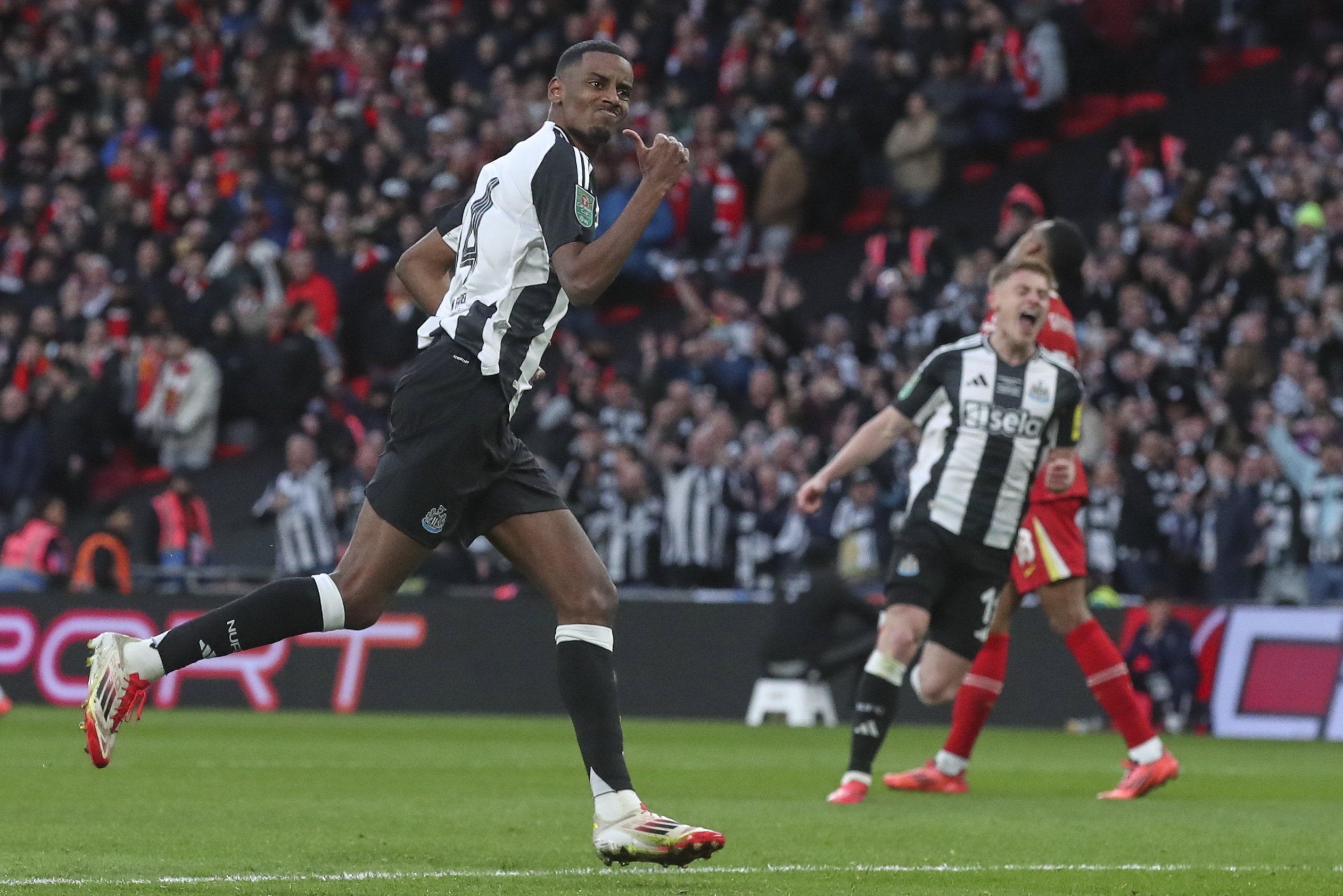football isak a liverpool un montant record pour newcastle