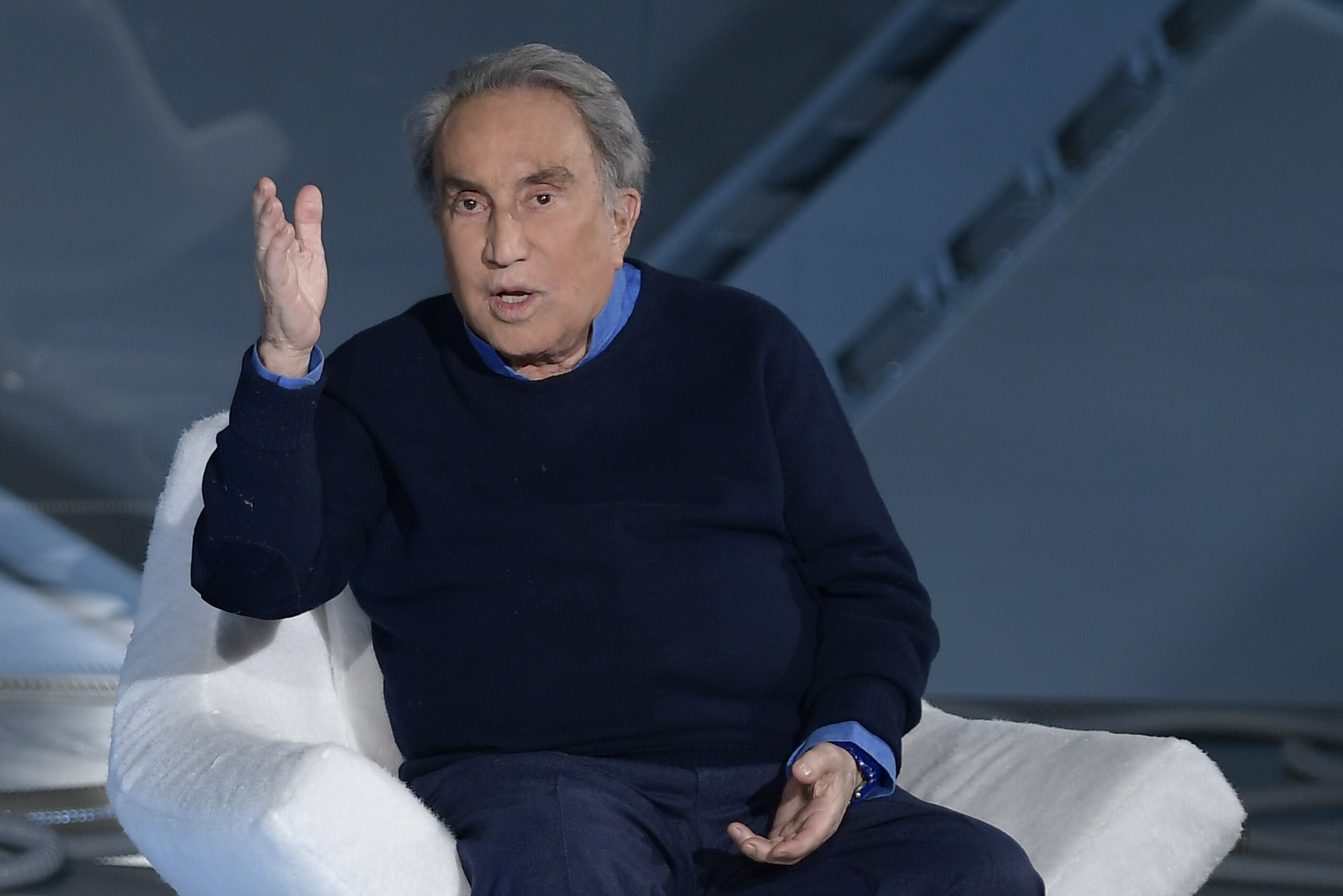 emilio fede hospitalise dans un etat critique scaled