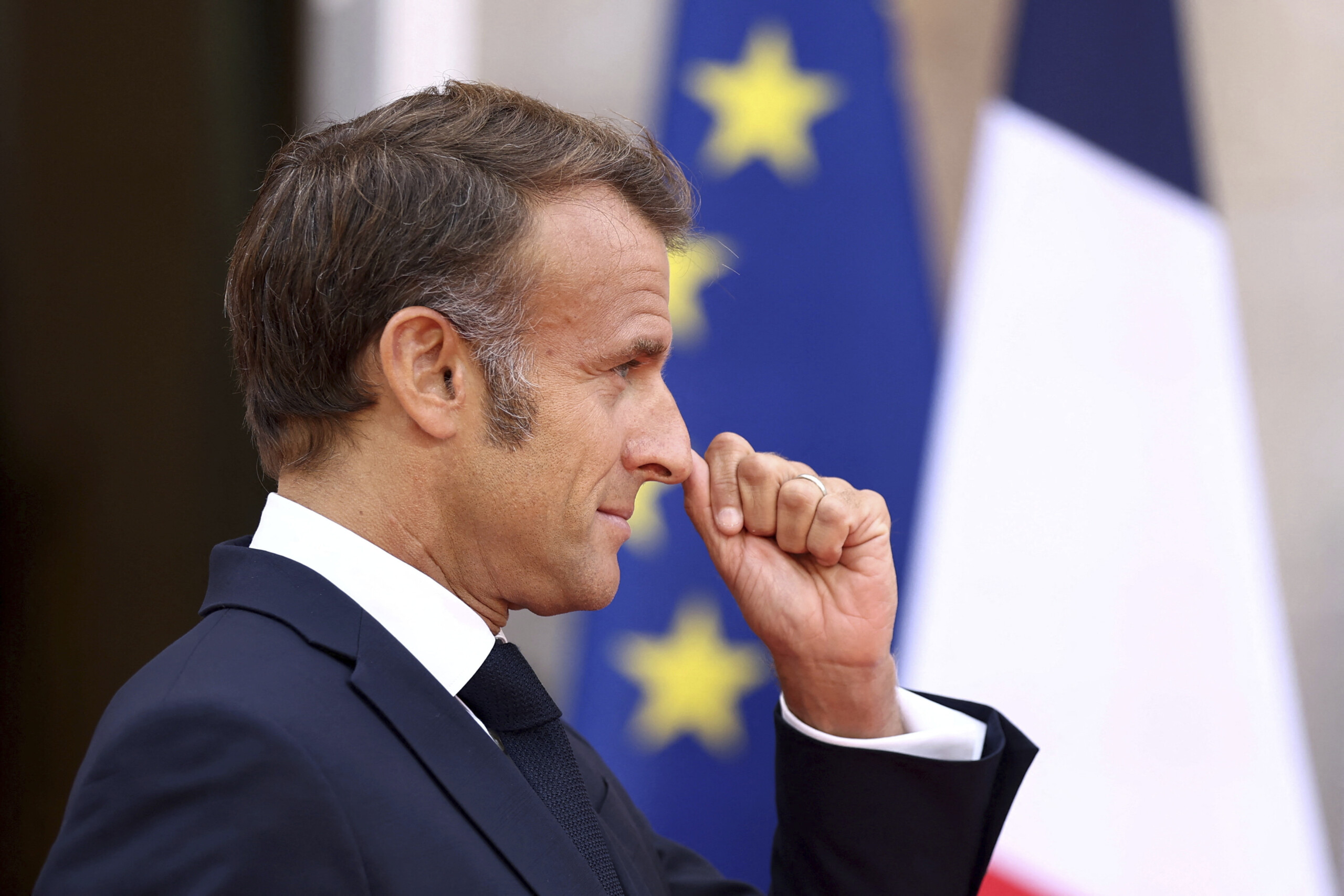 france macron demande aux dirigeants de la coalition de collaborer avec le parti socialiste scaled