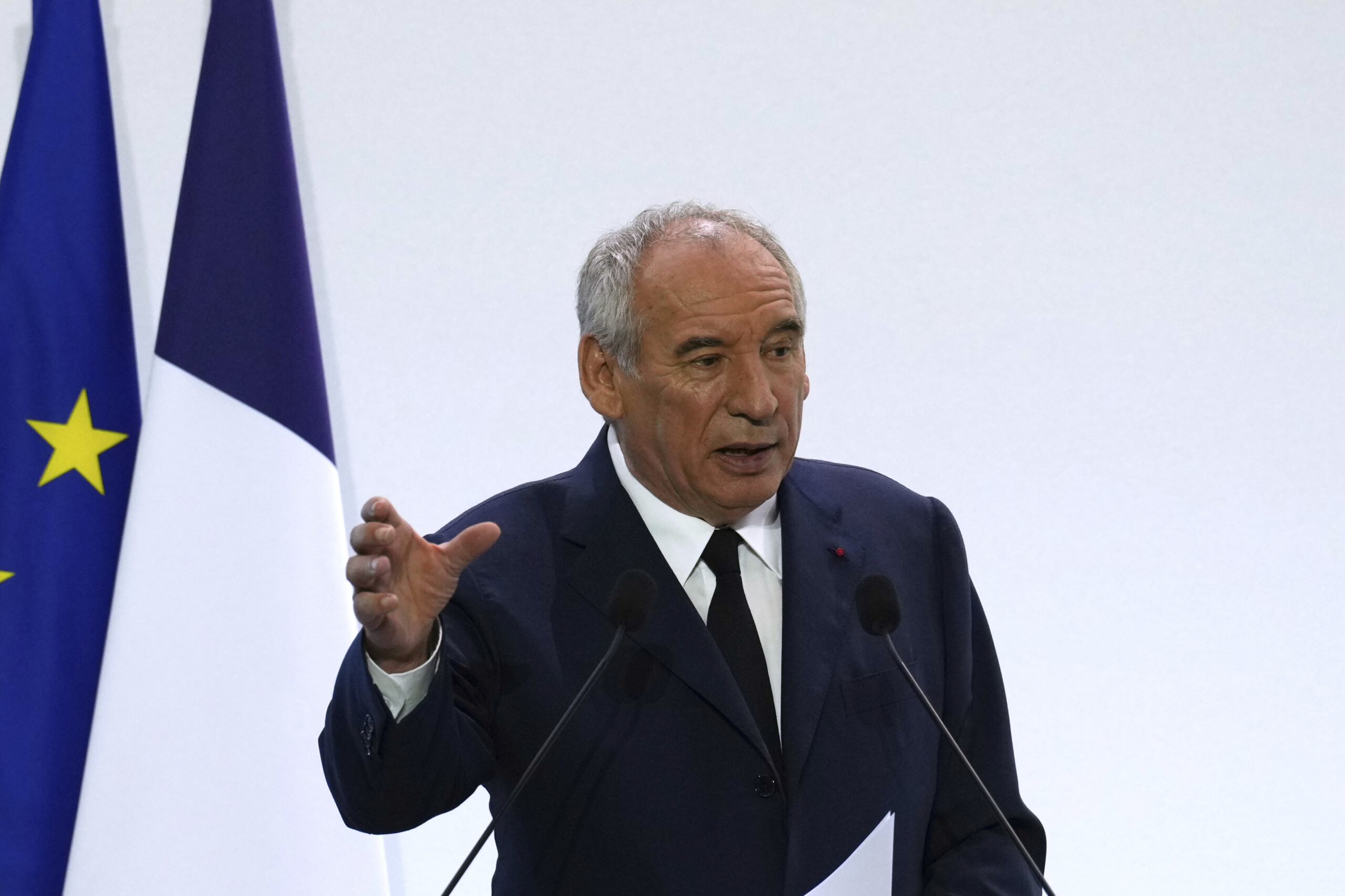 france bayrou la dette publique est une hemorragie jevalue toutes les solutions possibles scaled