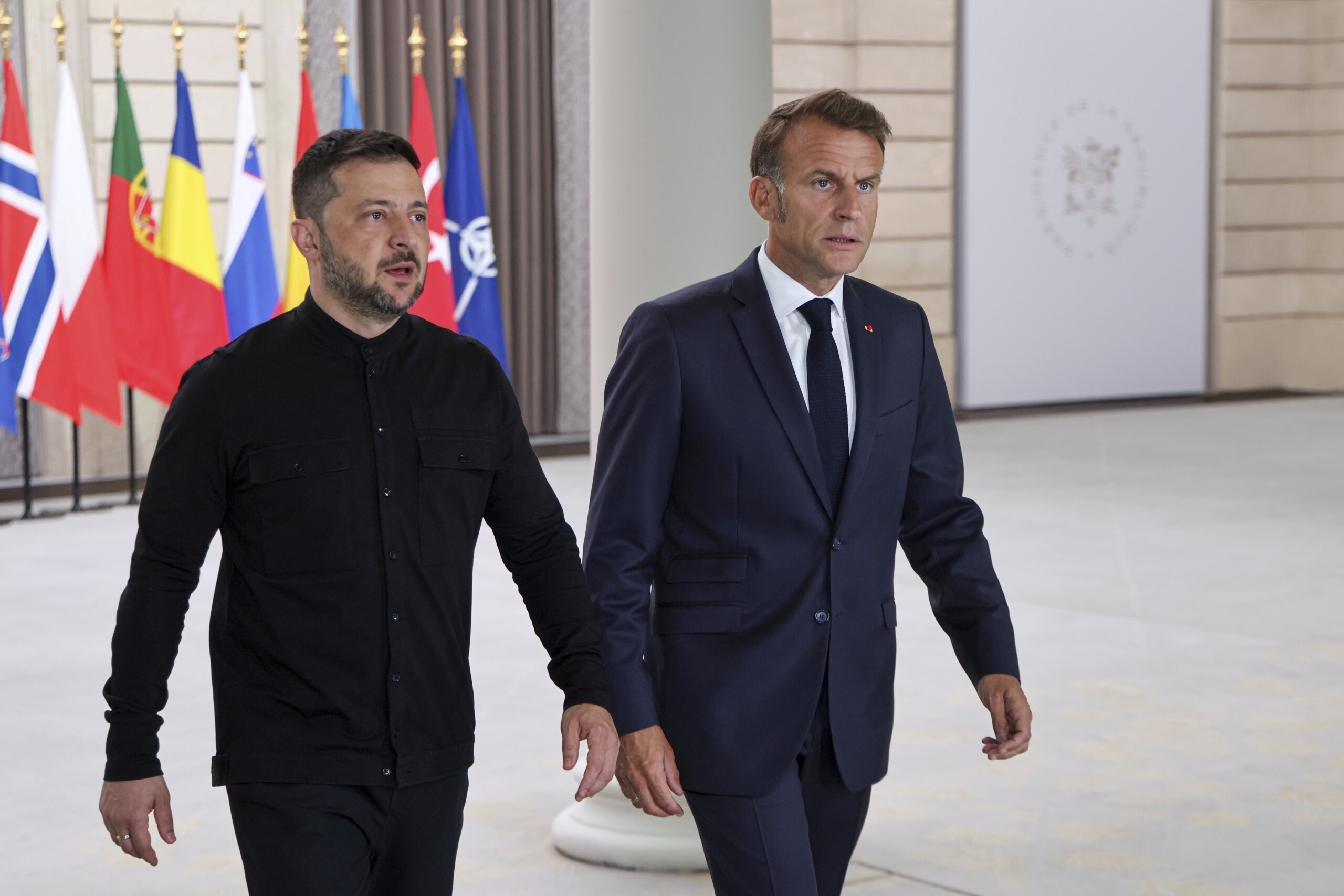 ukraine macron engagement de 26 pays a envoyer des troupes a kiev scaled