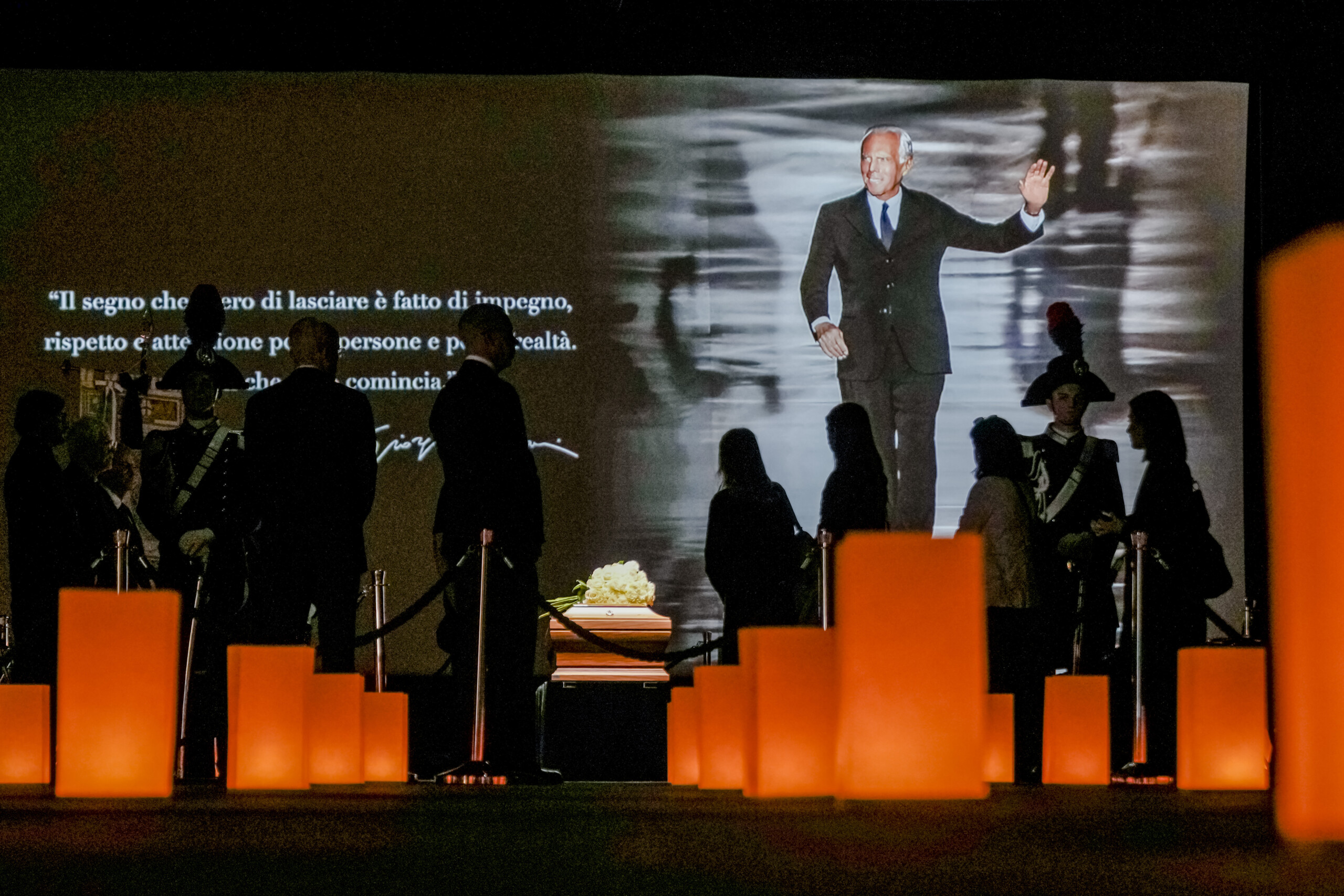 armani les funerailles en prive demain a rivalta pres de plaisance scaled